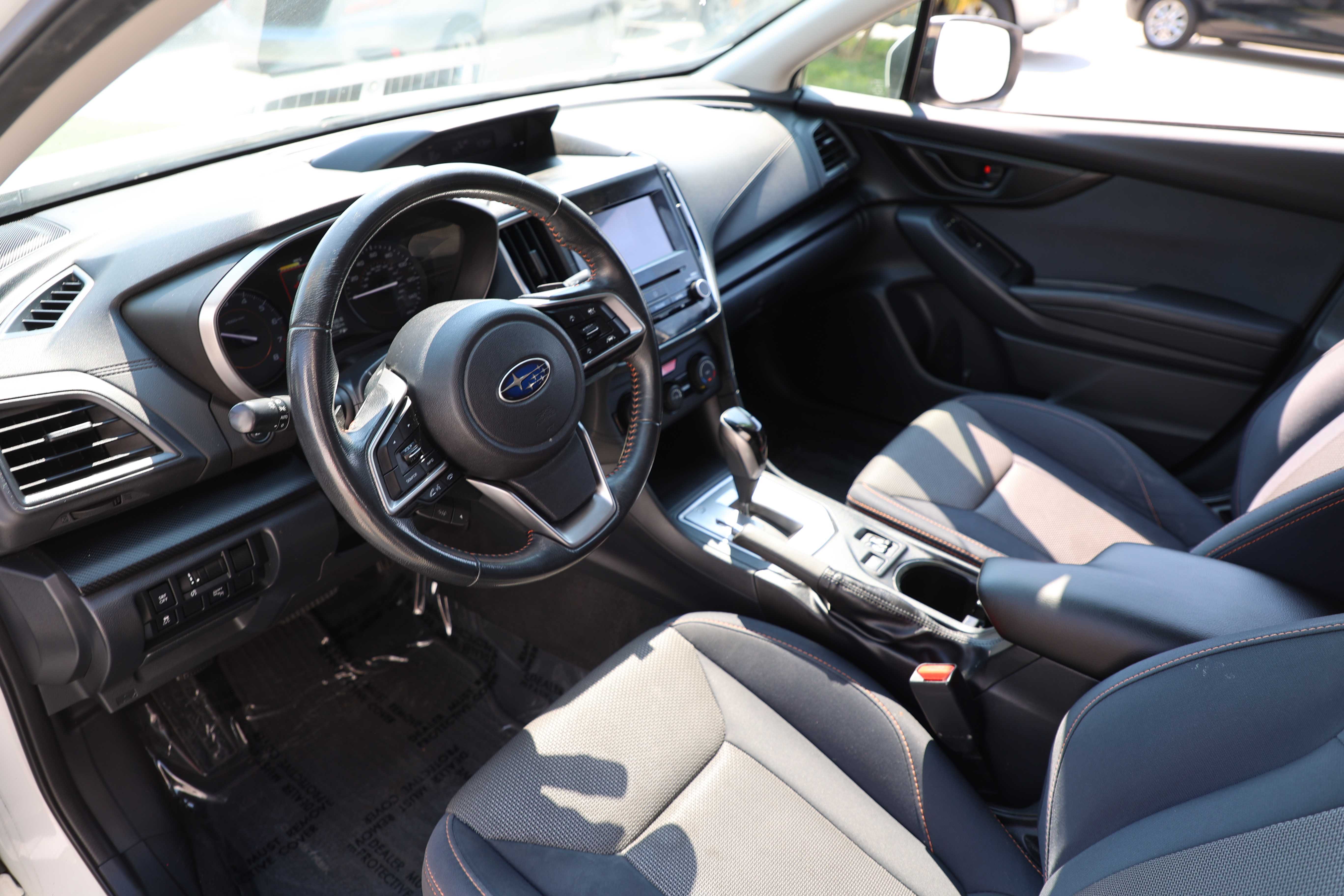 WHITE, 2019 SUBARU CROSSTREK Thumnail Image 8