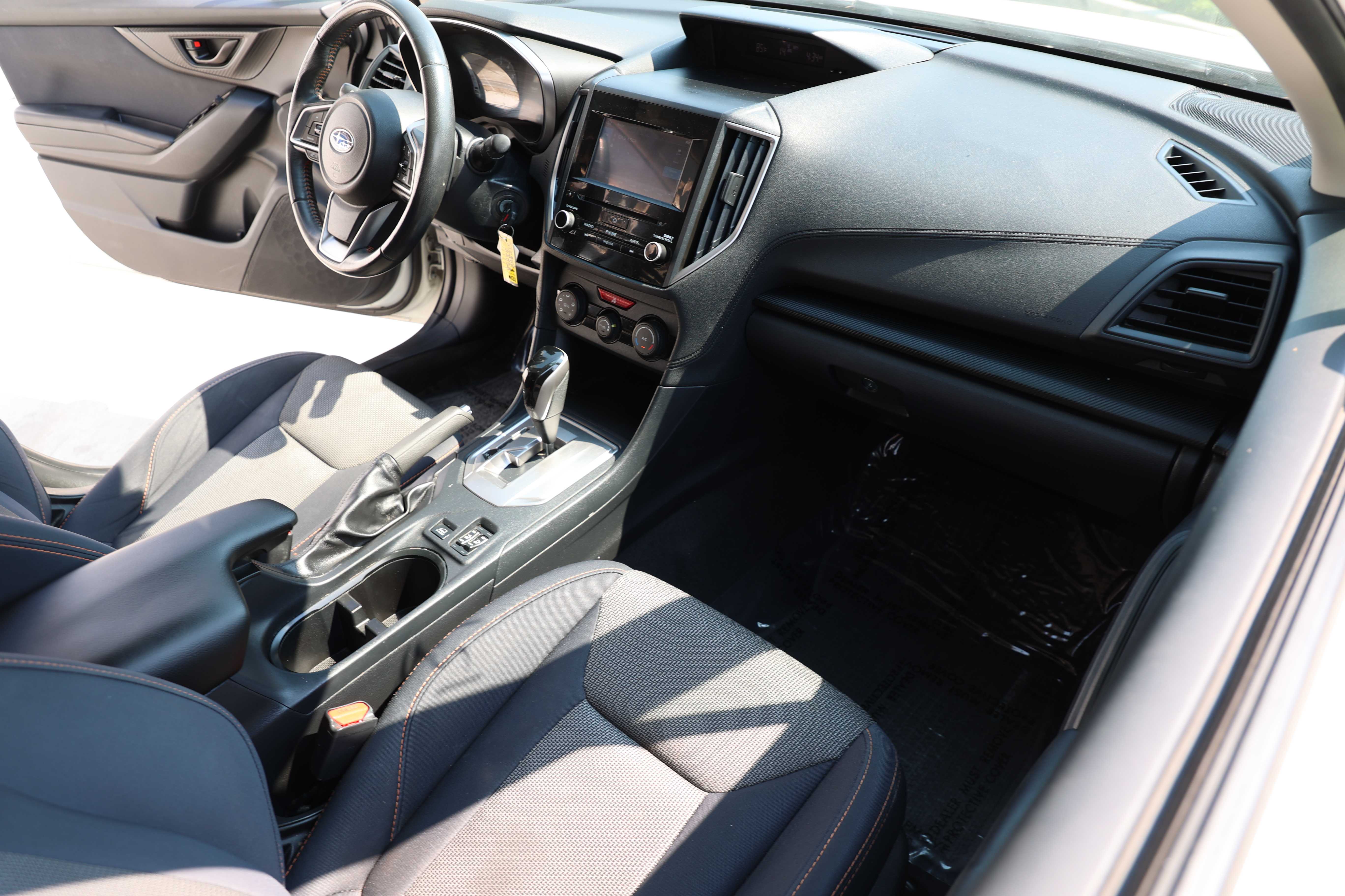 WHITE, 2019 SUBARU CROSSTREK Thumnail Image 13