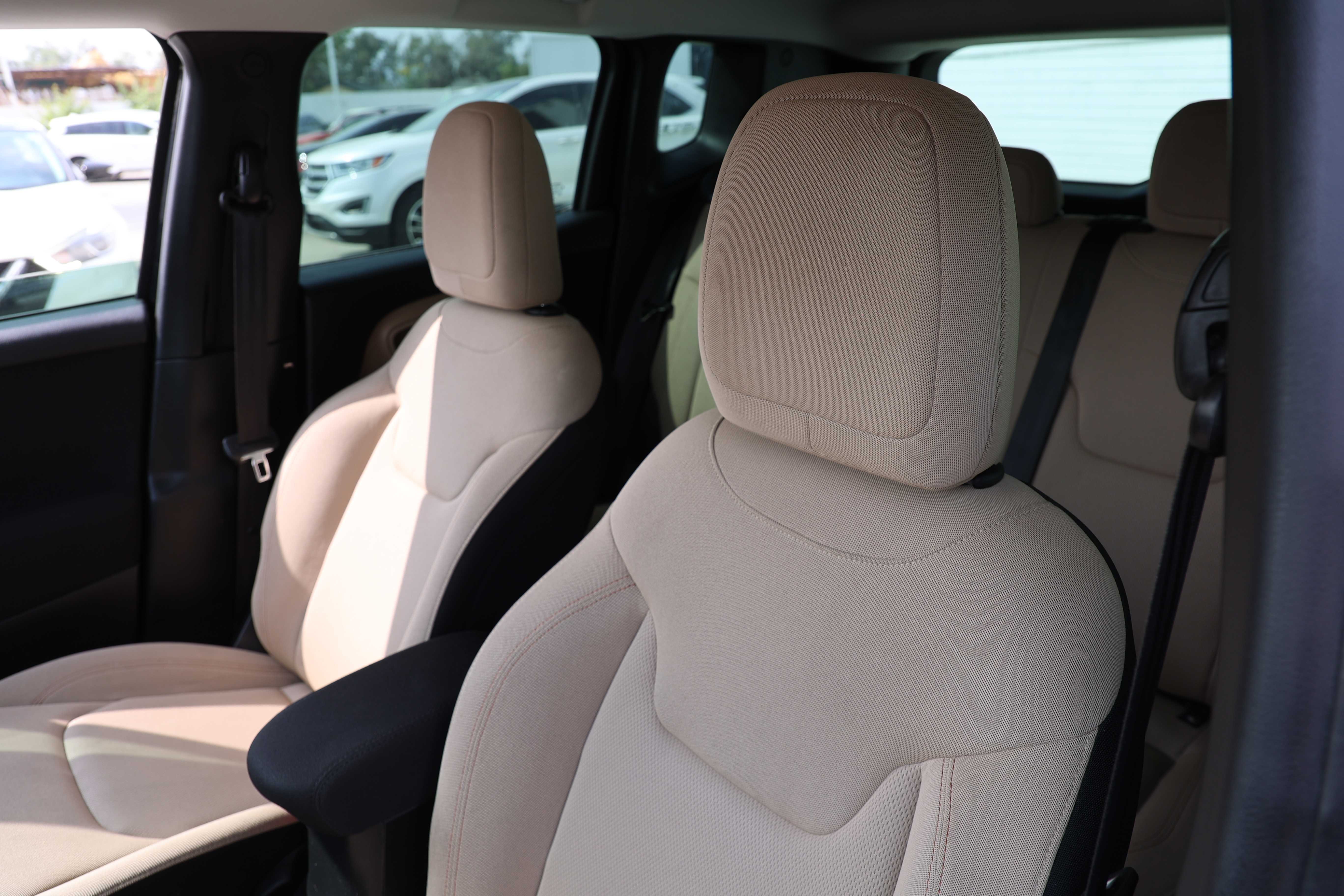 BLACK, 2019 JEEP RENEGADE Thumnail Image 8