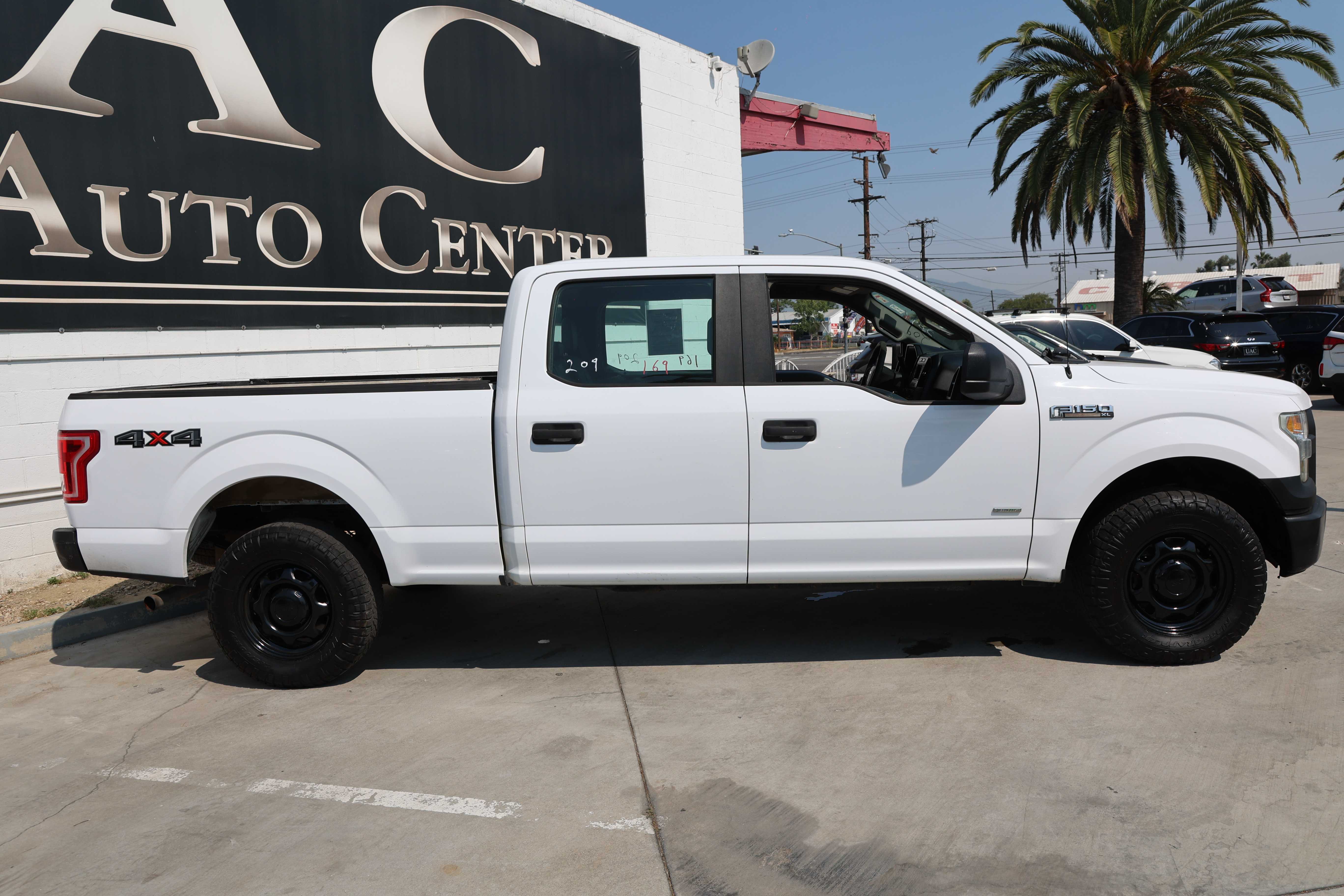 WHITE, 2016 FORD F150 SUPERCREW CAB Thumnail Image 3