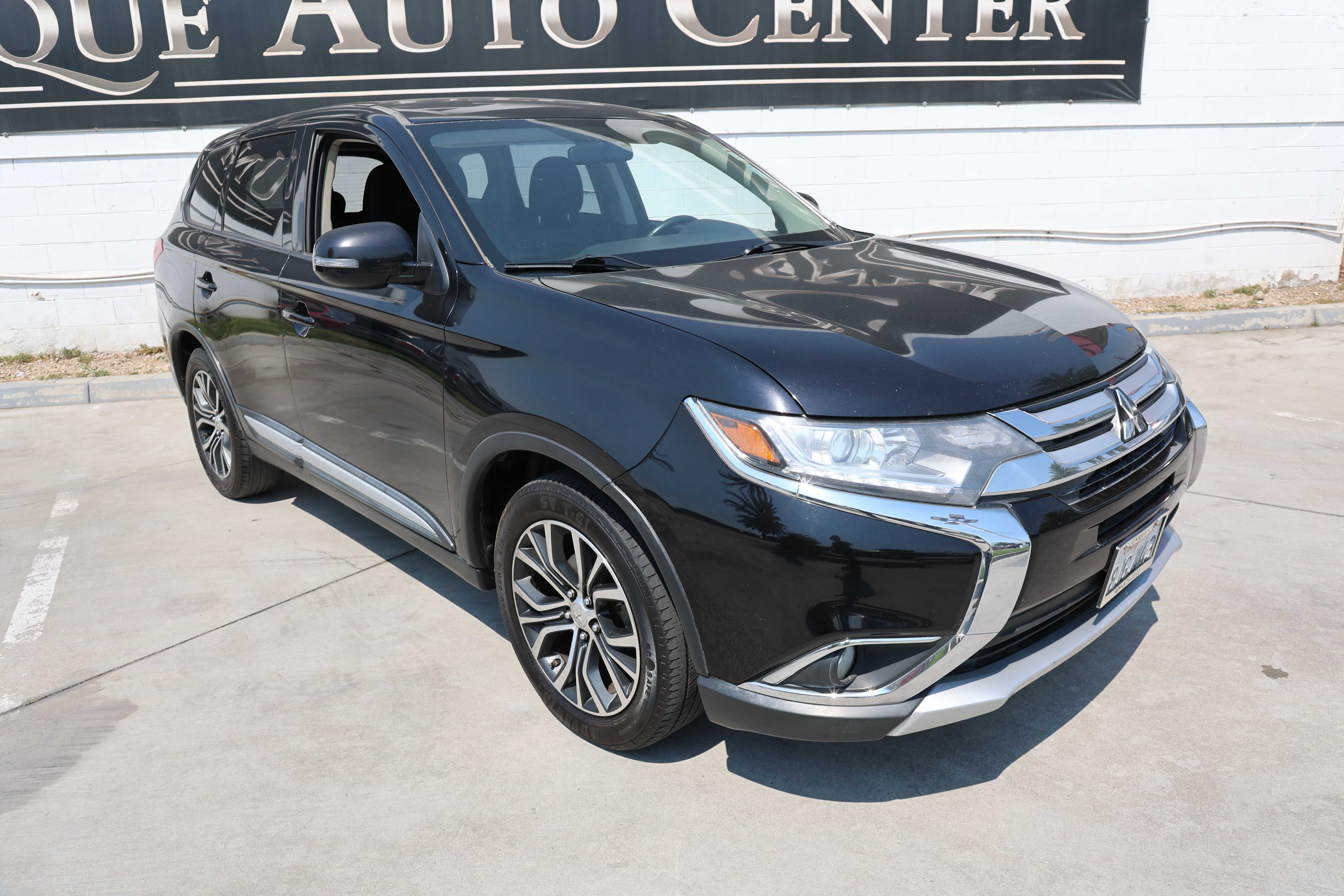 BLACK, 2017 MITSUBISHI OUTLANDER Thumnail Image 3