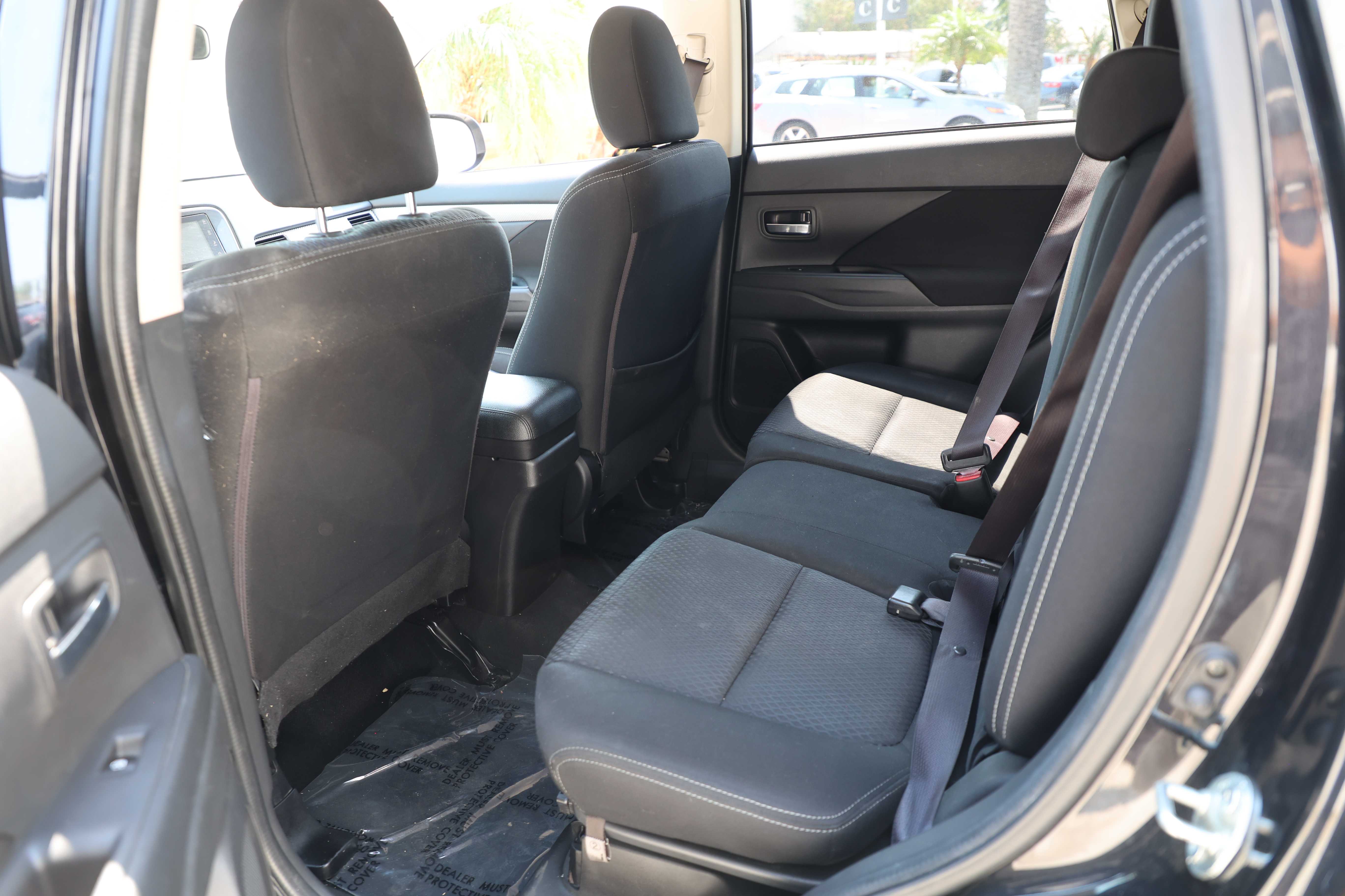 BLACK, 2017 MITSUBISHI OUTLANDER Thumnail Image 13