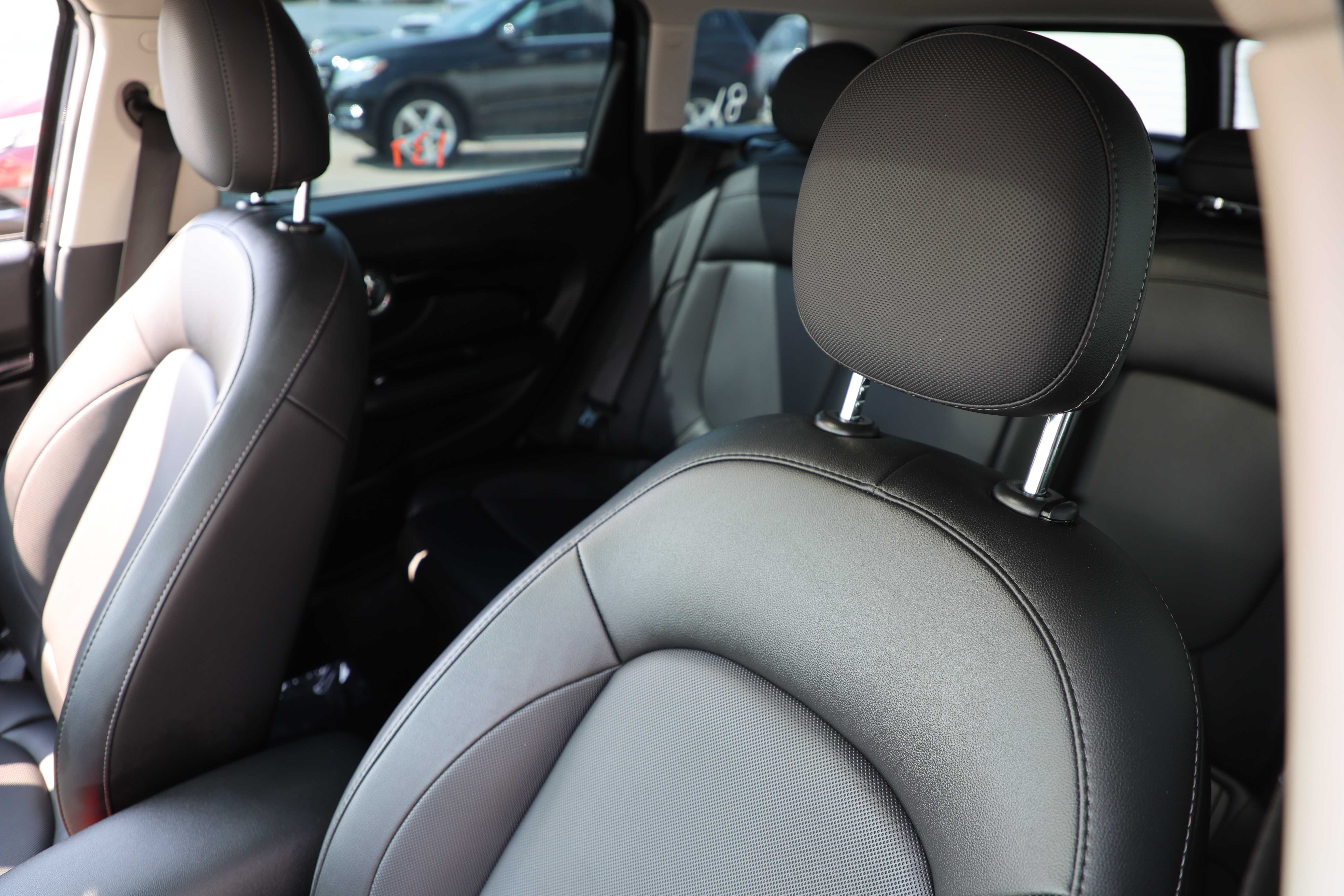 BLACK, 2019 MINI CLUBMAN Thumnail Image 8