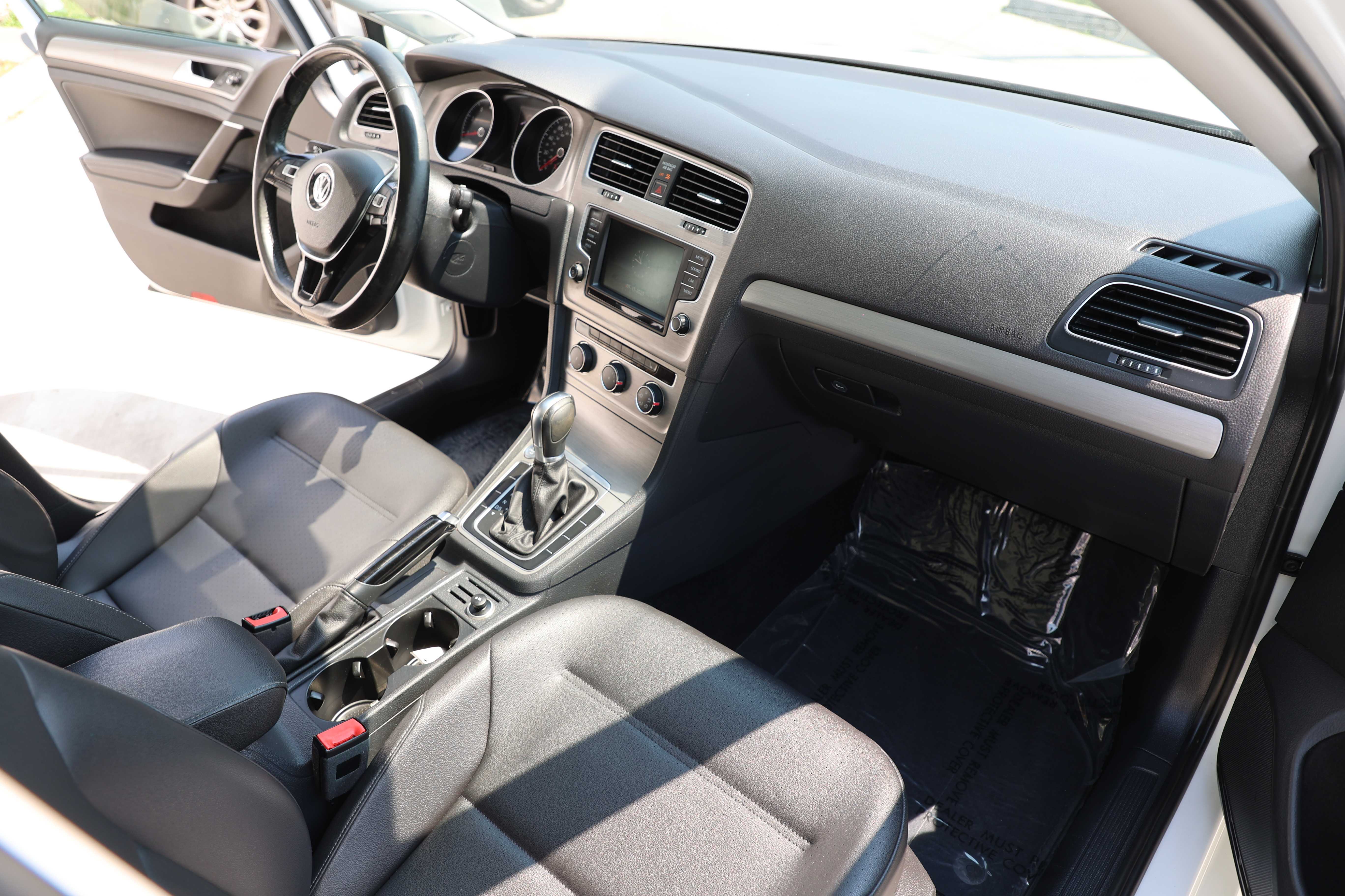 WHITE, 2016 VOLKSWAGEN GOLF Thumnail Image 15