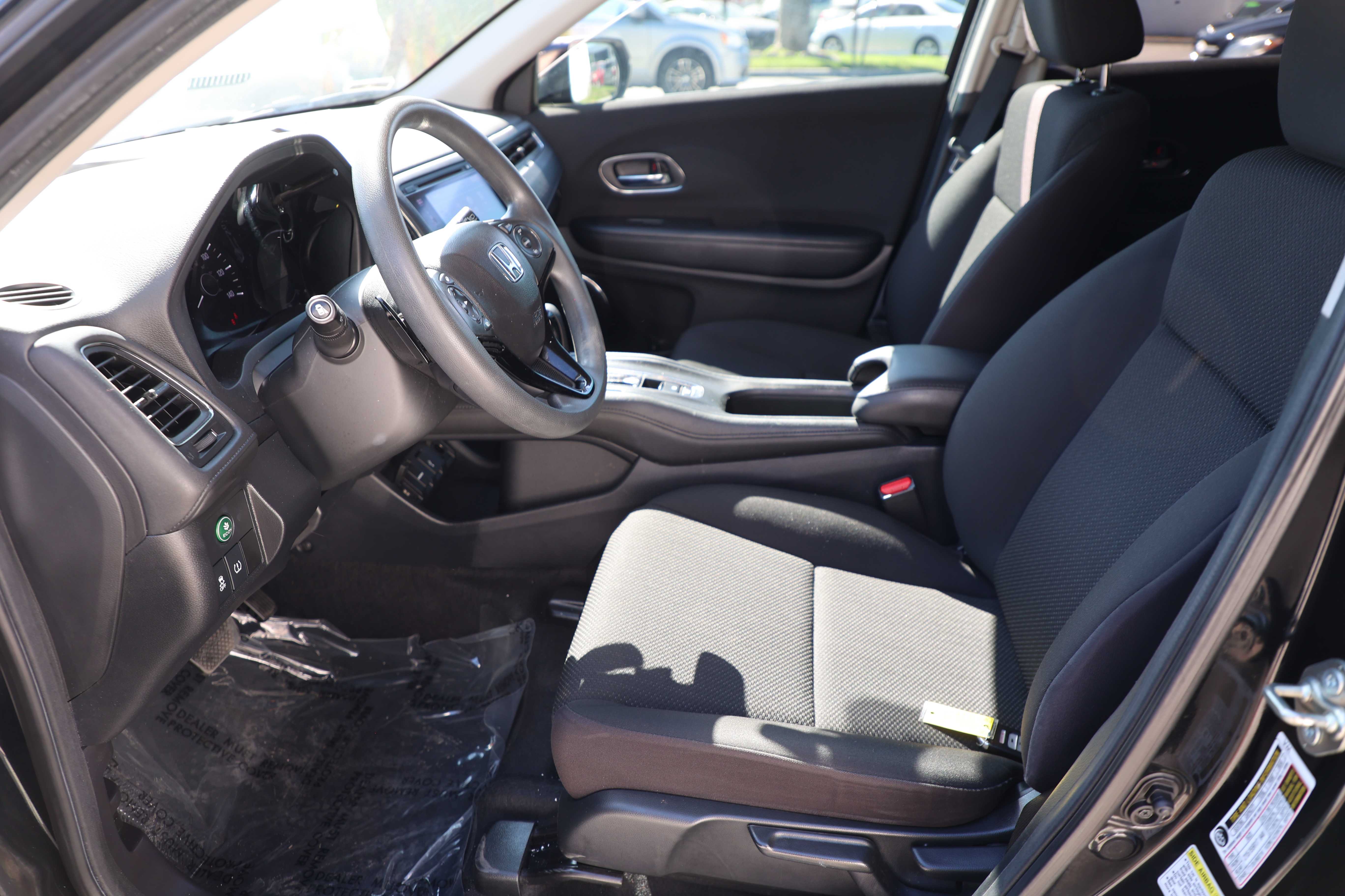 BLACK, 2016 HONDA HR-V Thumnail Image 6