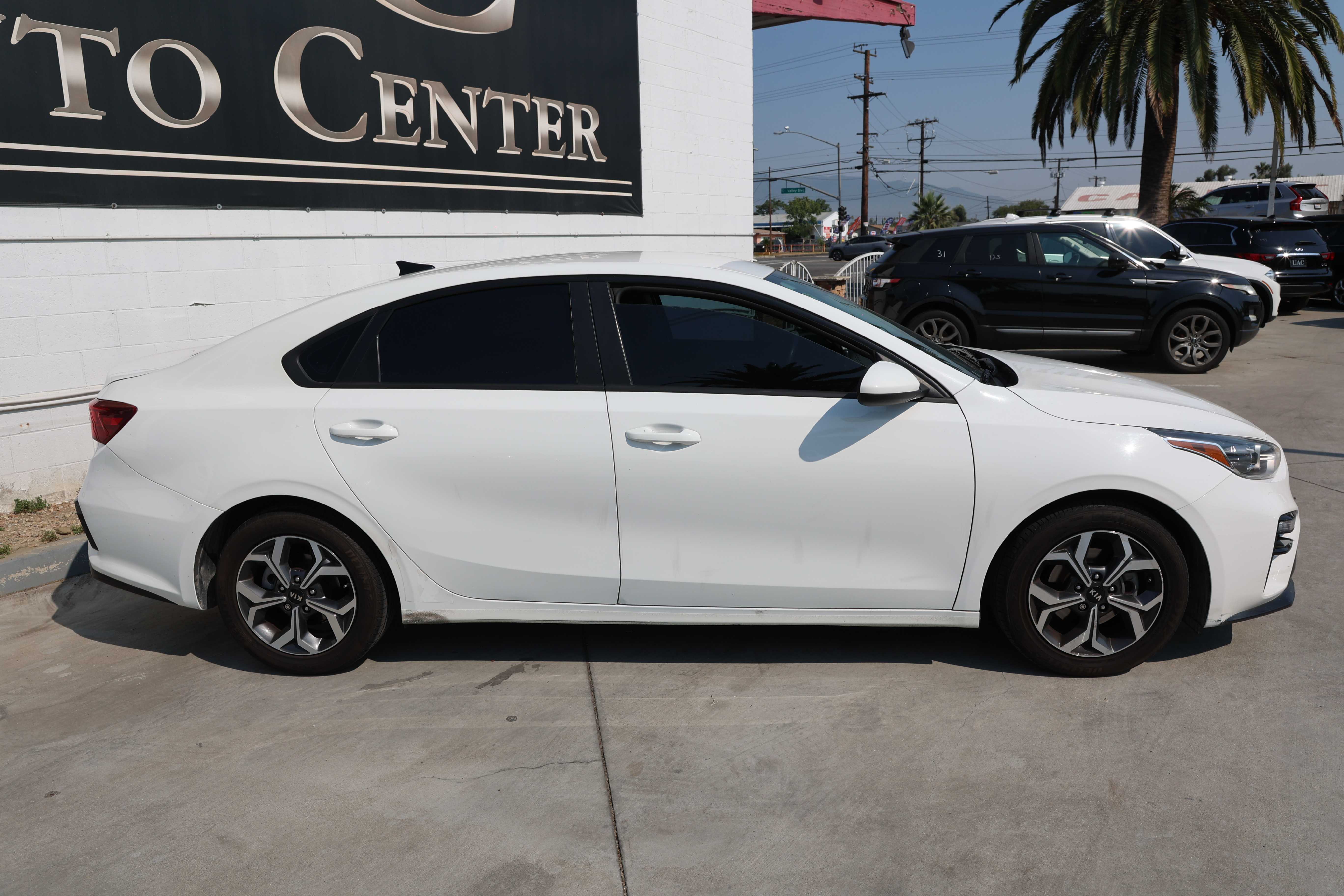 WHITE, 2021 KIA FORTE Thumnail Image 3