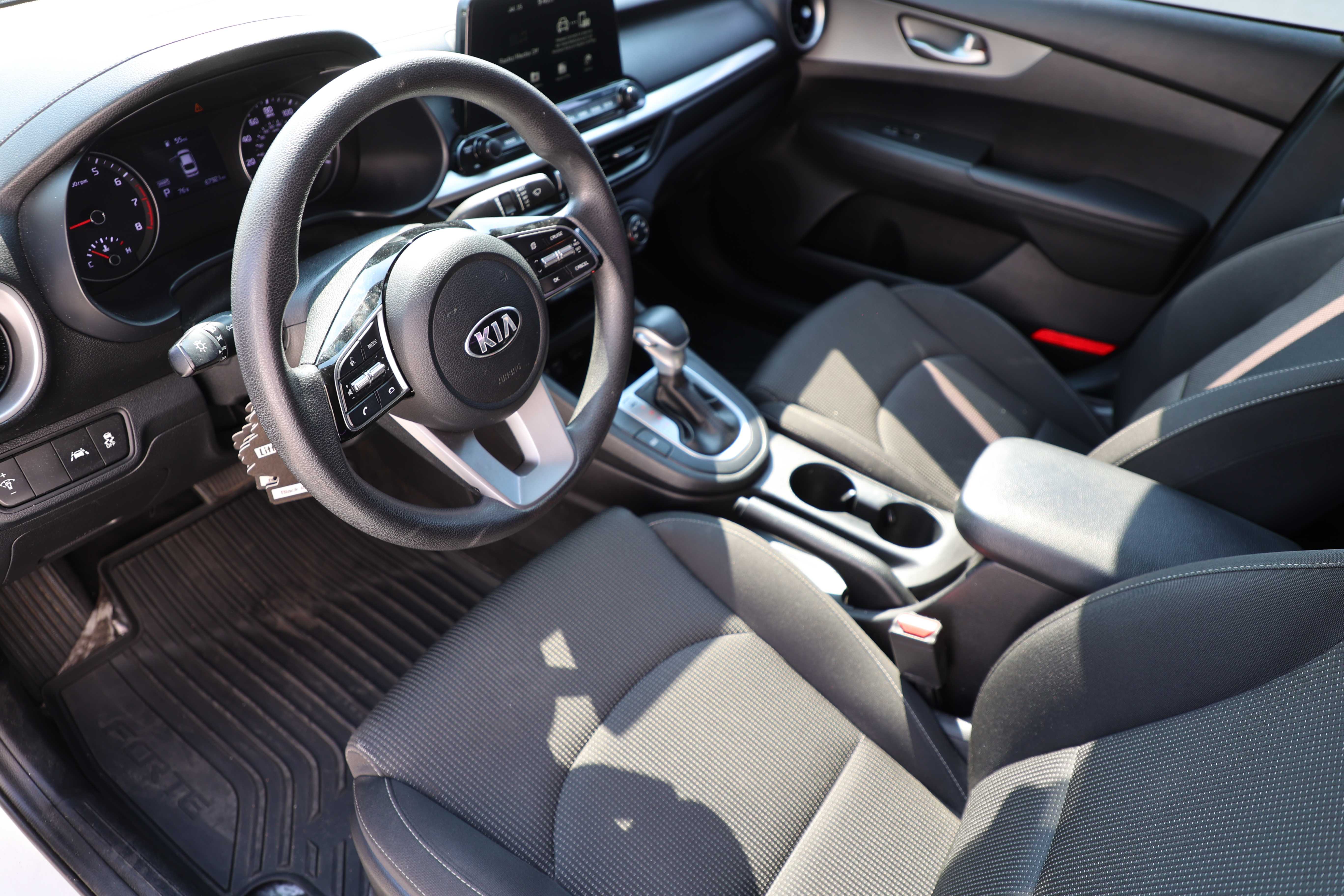 WHITE, 2021 KIA FORTE Thumnail Image 9