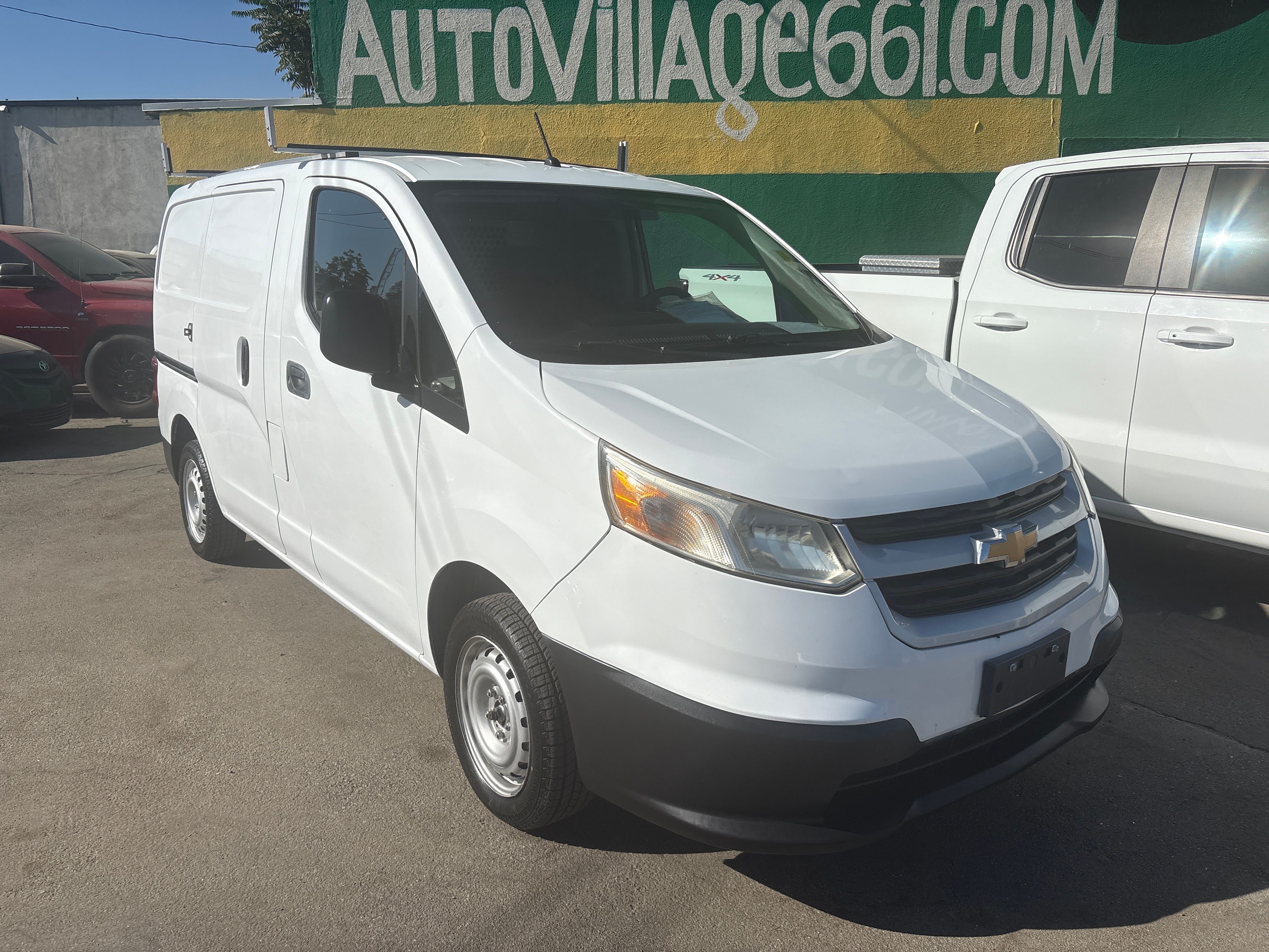 WHITE, 2017 CHEVROLET CITY EXPRESS Thumnail Image 3