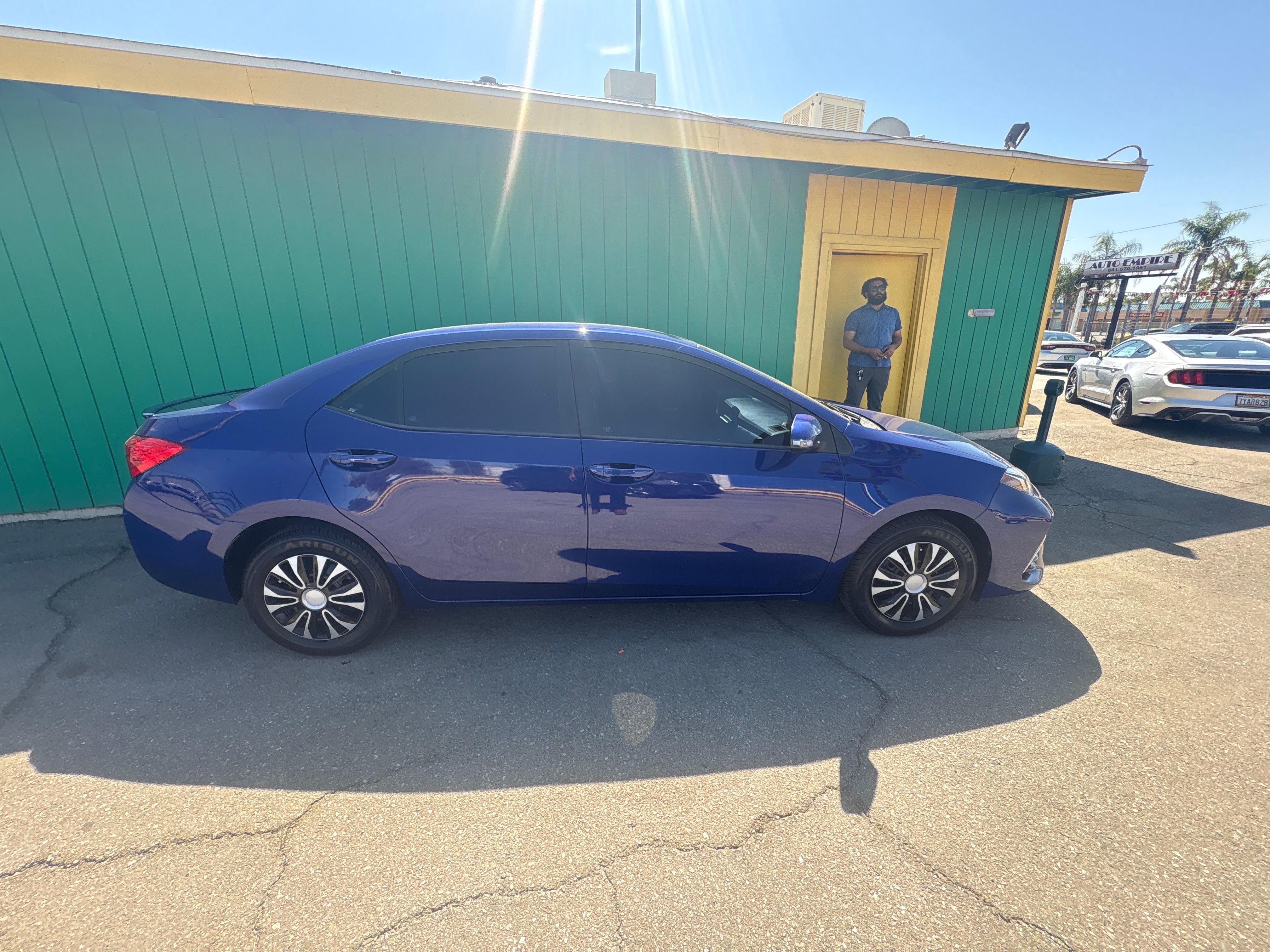 BLUE, 2019 TOYOTA COROLLA Thumnail Image 4