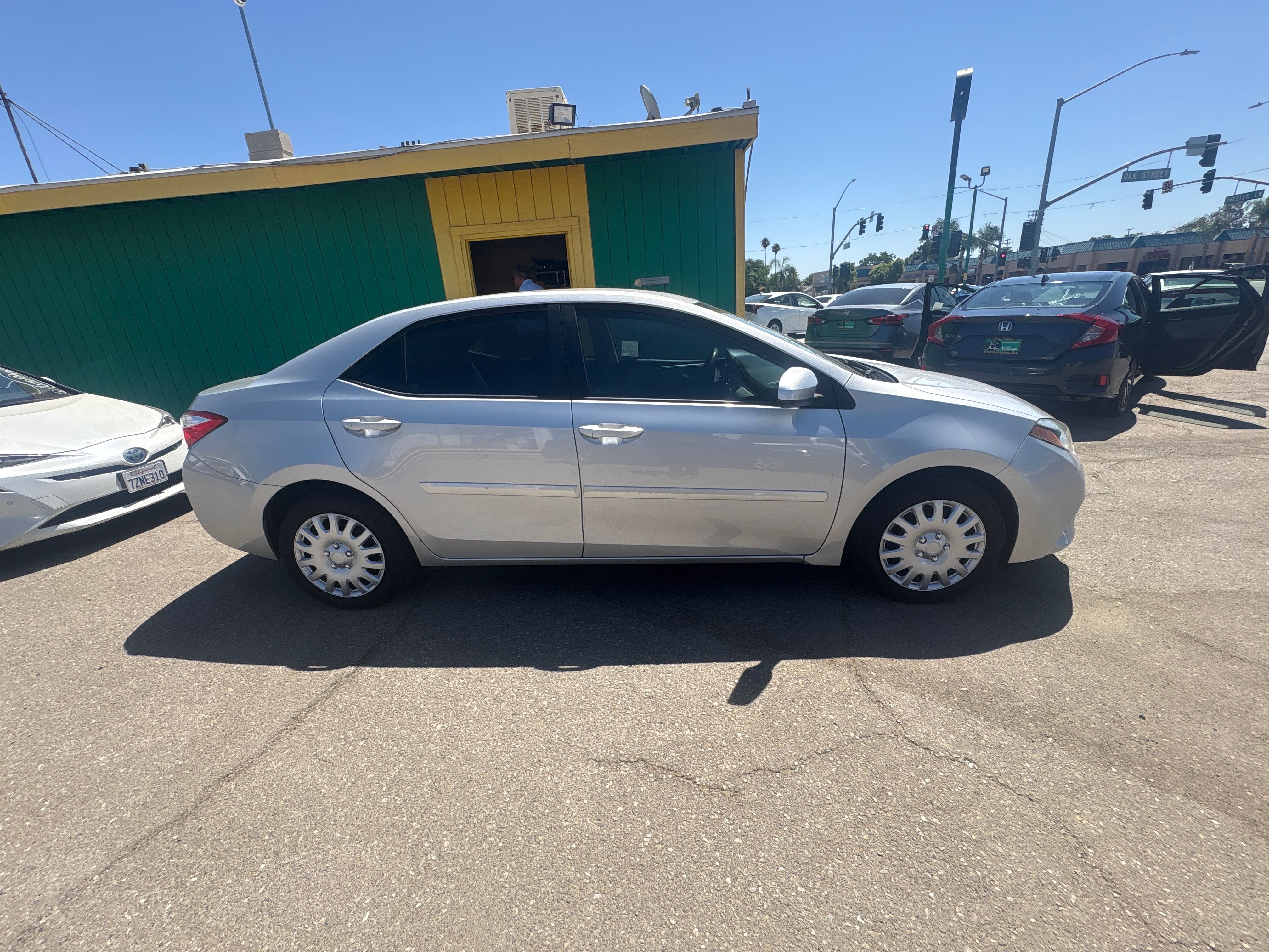 SILVER, 2015 TOYOTA COROLLA Thumnail Image 4