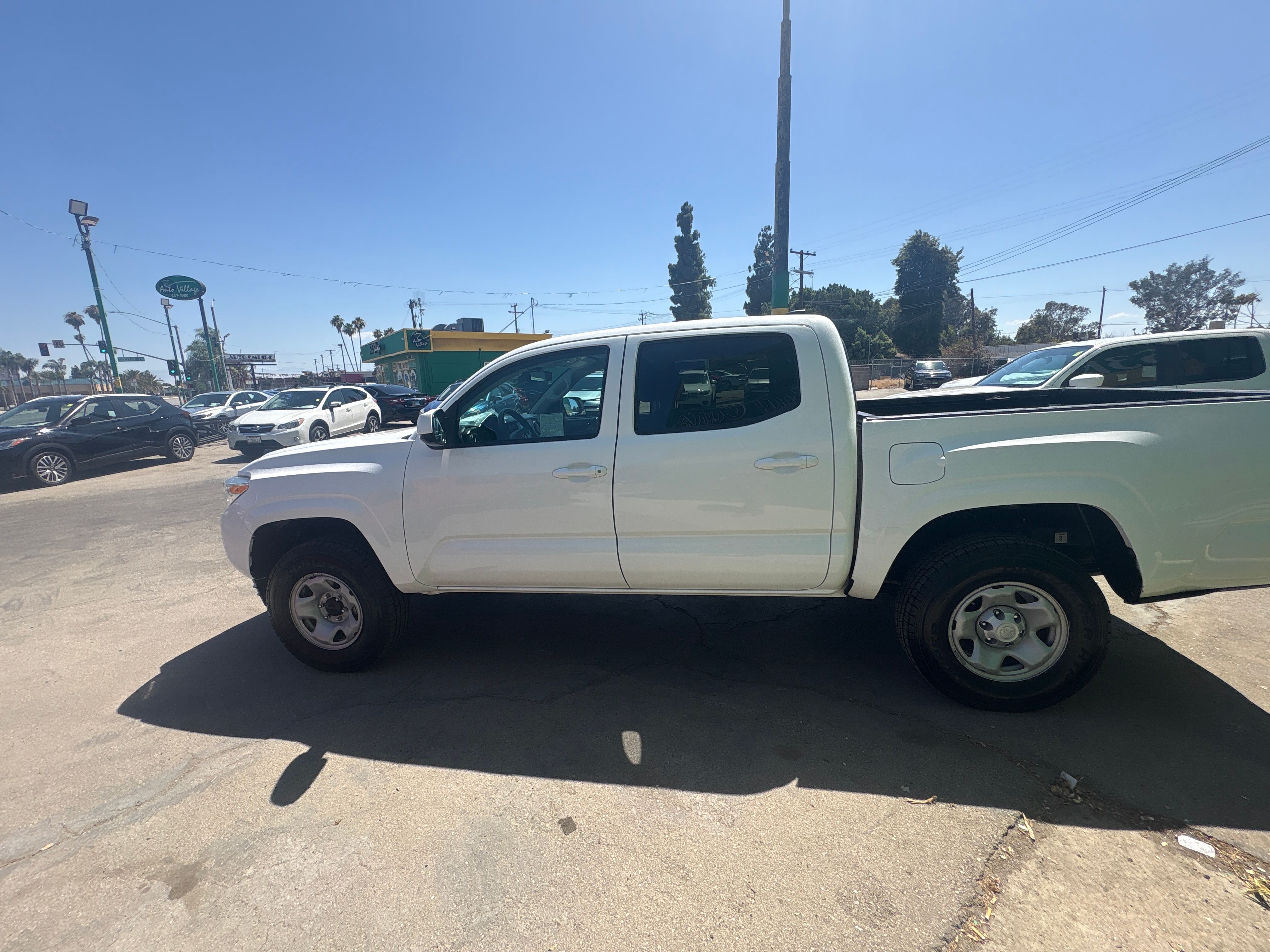 WHITE, 2020 TOYOTA TACOMA DOUBLE CAB Thumnail Image 8