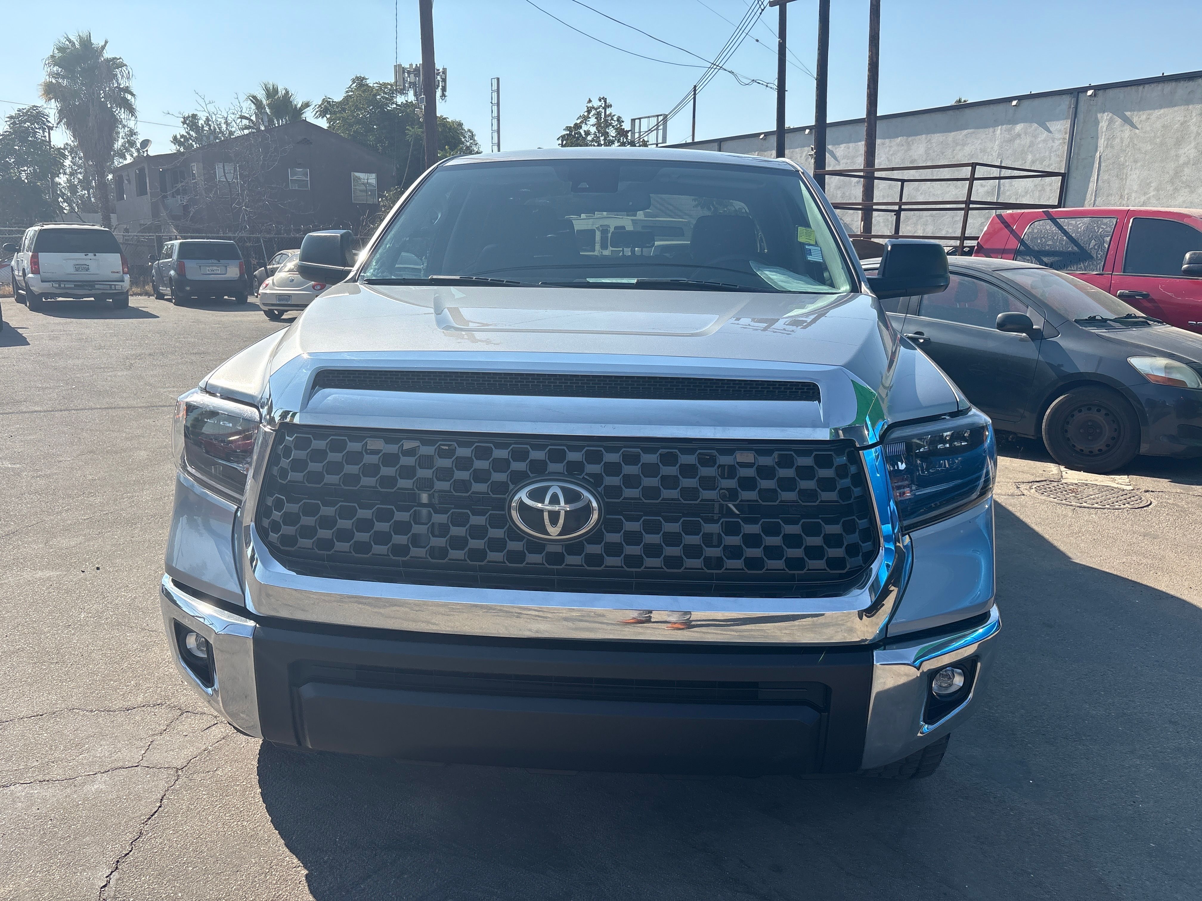 N / A, 2020 TOYOTA TUNDRA CREWMAX Thumnail Image 2