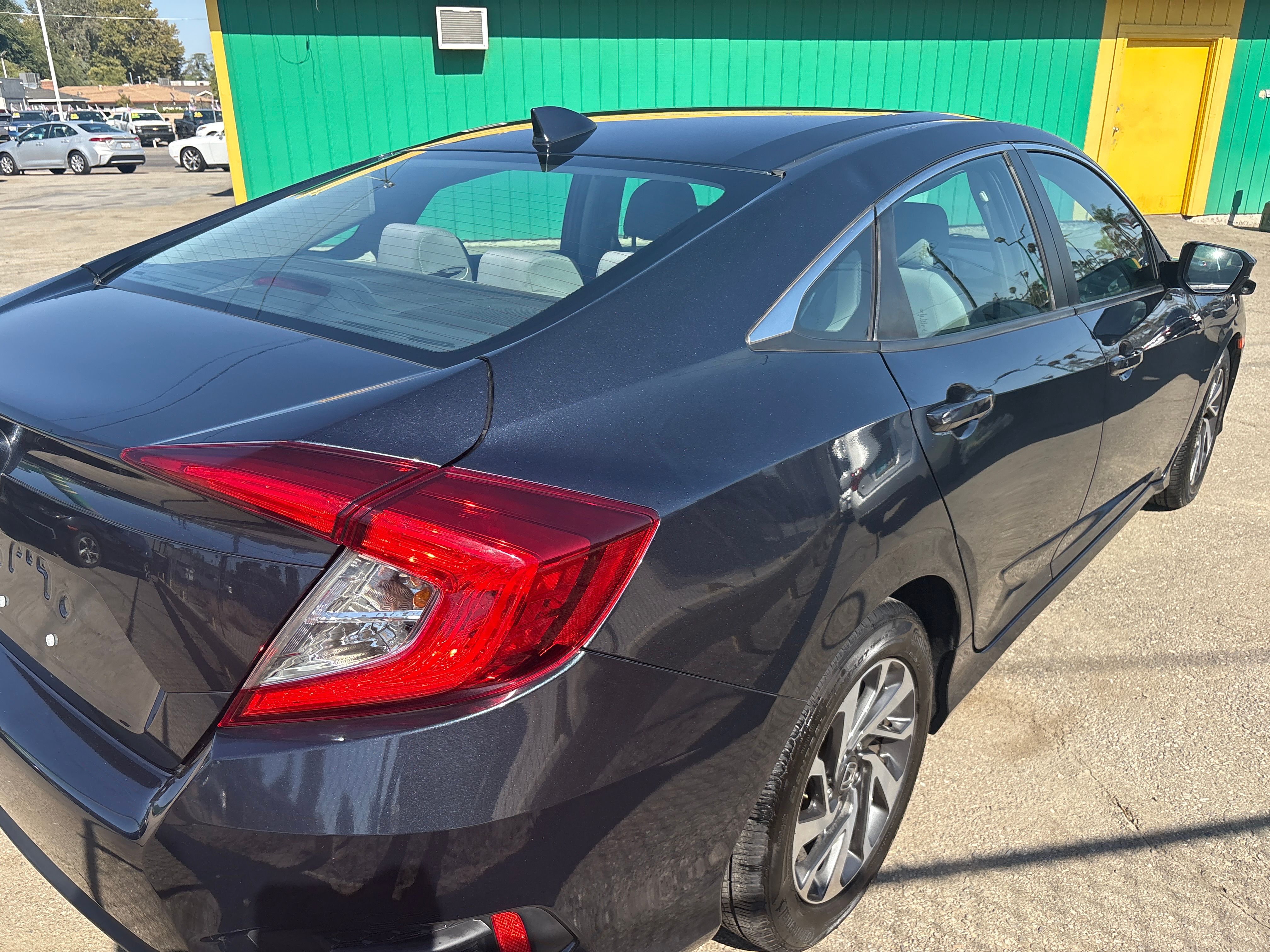 GRAY, 2017 HONDA CIVIC Thumnail Image 5