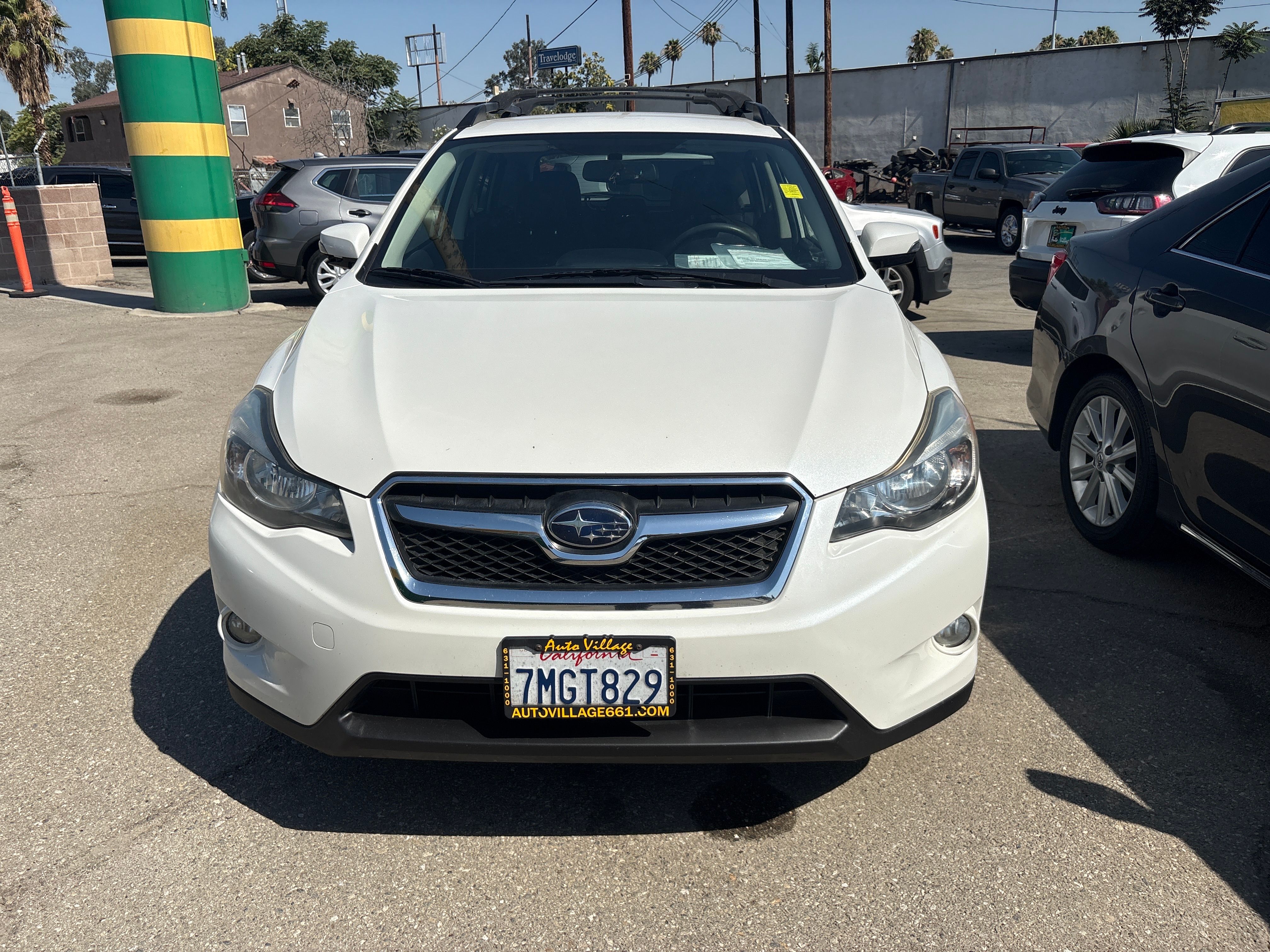 WHITE, 2015 SUBARU XV CROSSTREK Thumnail Image 2