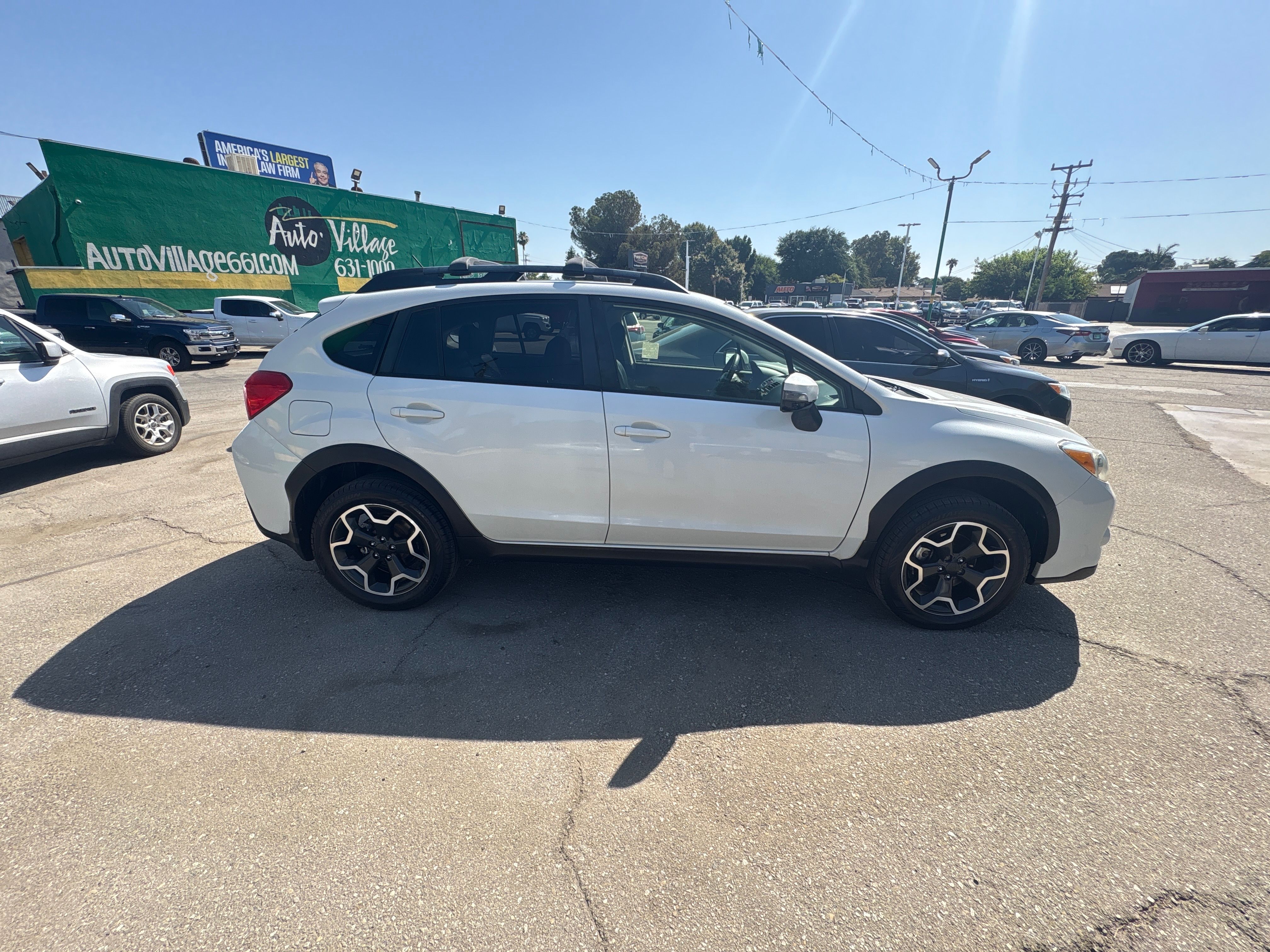 WHITE, 2015 SUBARU XV CROSSTREK Thumnail Image 4