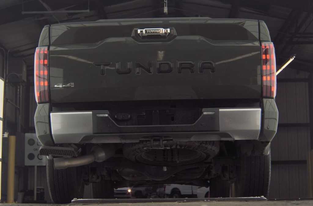 2023 TOYOTA TUNDRA HYBRID CREWMAX Thumnail Image 8