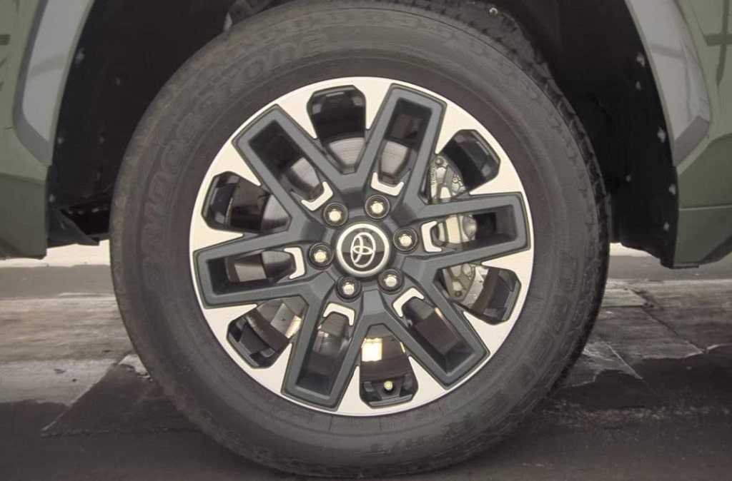 2023 TOYOTA TUNDRA HYBRID CREWMAX Thumnail Image 9