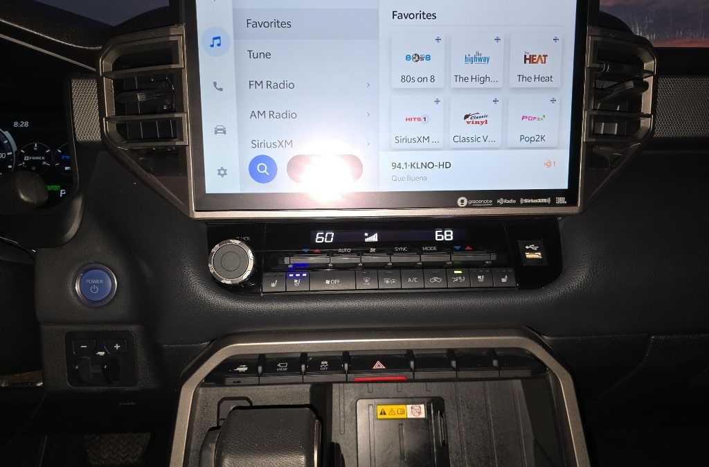 2023 TOYOTA TUNDRA HYBRID CREWMAX Thumnail Image 14