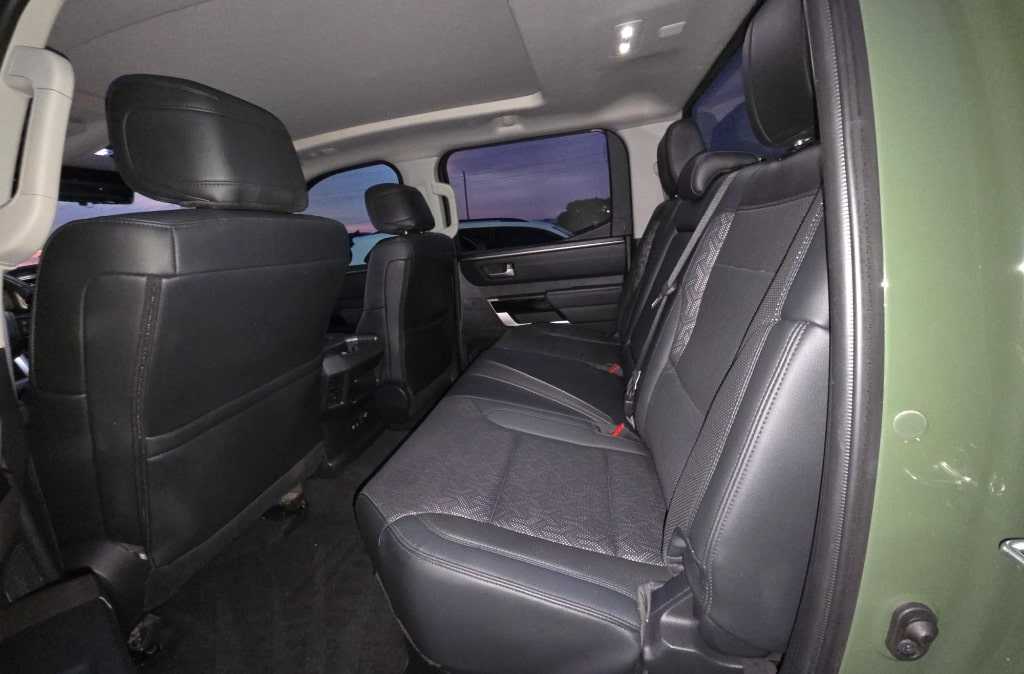 2023 TOYOTA TUNDRA HYBRID CREWMAX Thumnail Image 16
