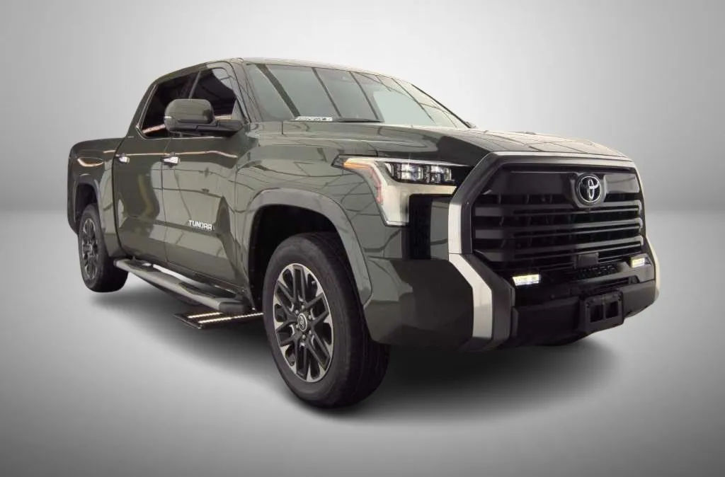 2023 TOYOTA TUNDRA HYBRID CREWMAX Thumnail Image 5