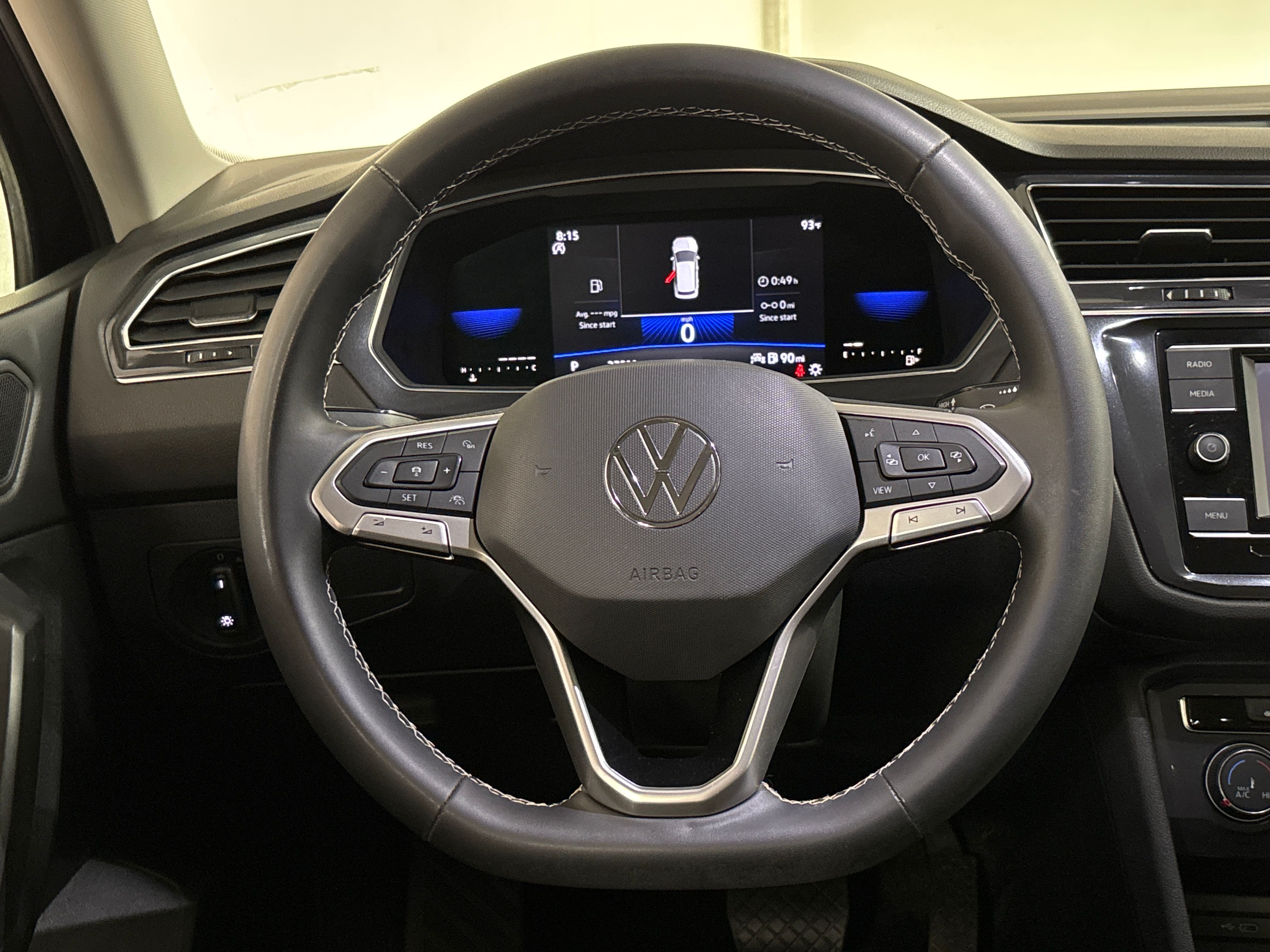 BLACK, 2022 VOLKSWAGEN TIGUAN/IQ DRIVE PACKAGE/CONVENIENC PKG Thumnail Image 10