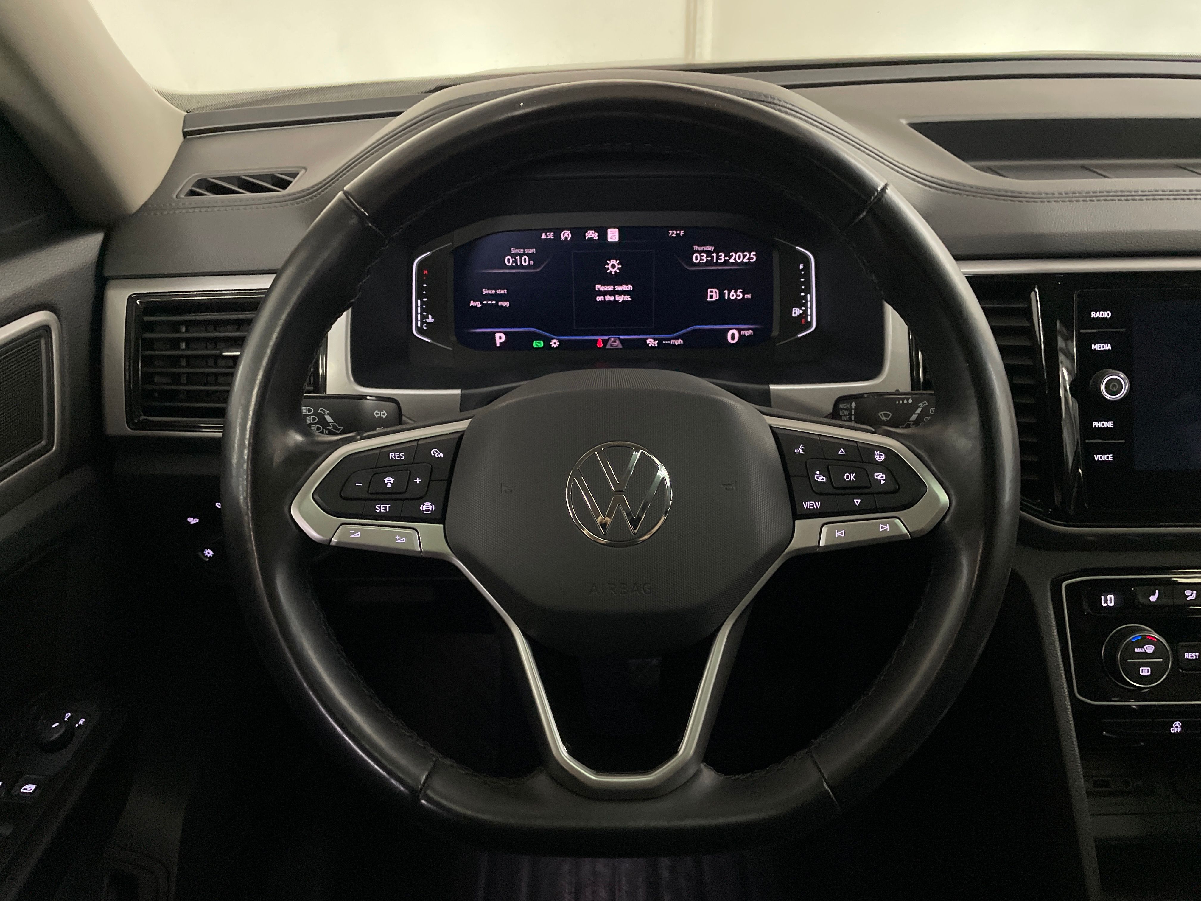 2021 Volkswagen Atlas SEL photo 4