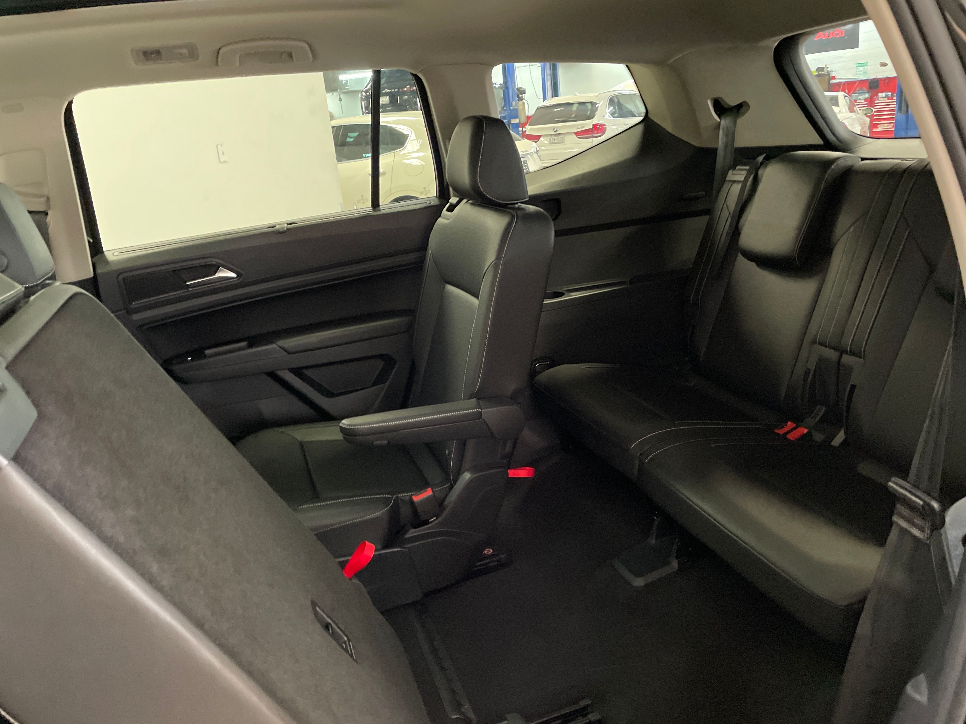 2021 Volkswagen Atlas SEL photo 12