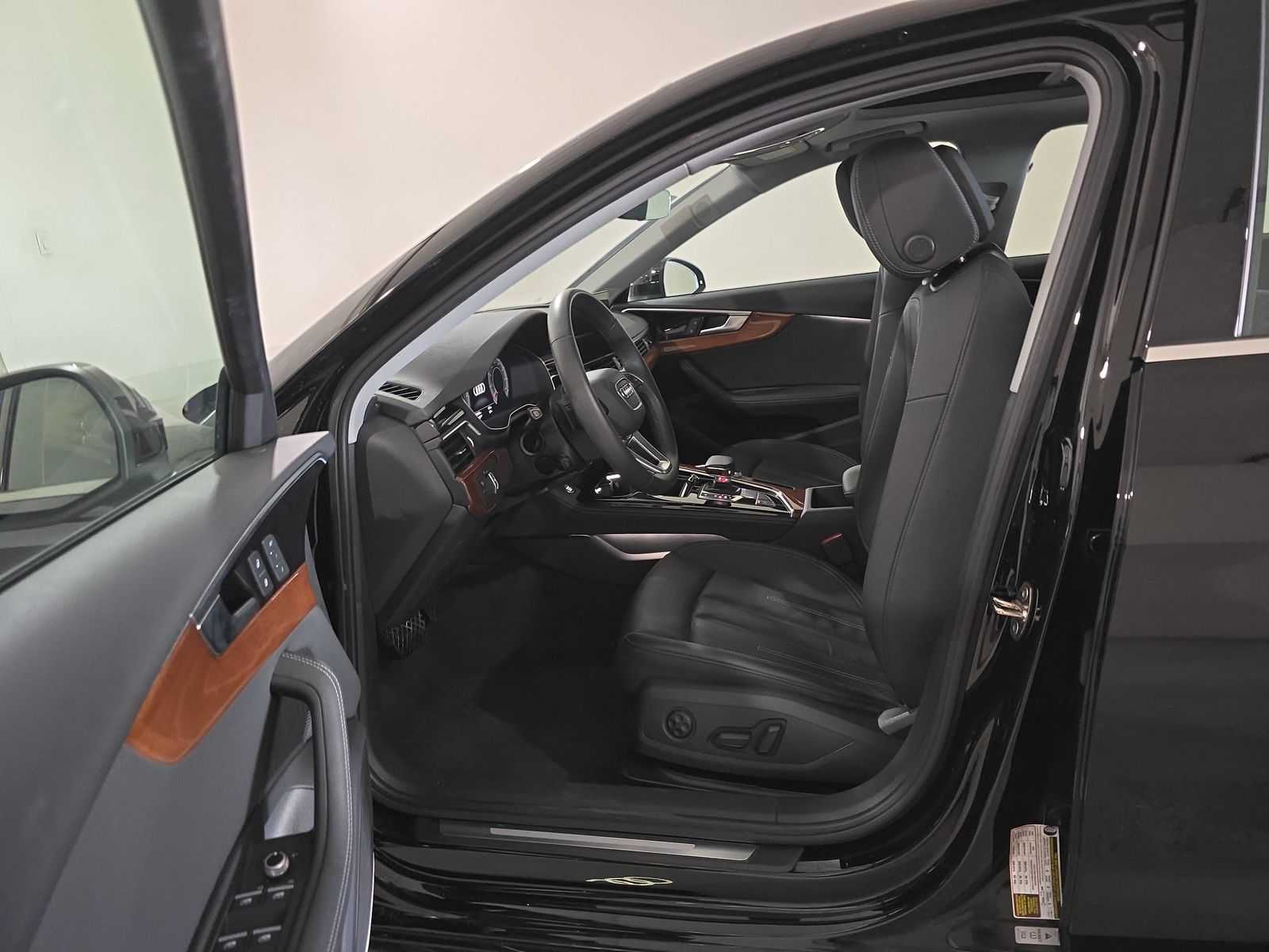 2023 AUDI A4/PREMIUM PLUS/BANG&OLUFSEN SOUND Thumnail Image 7