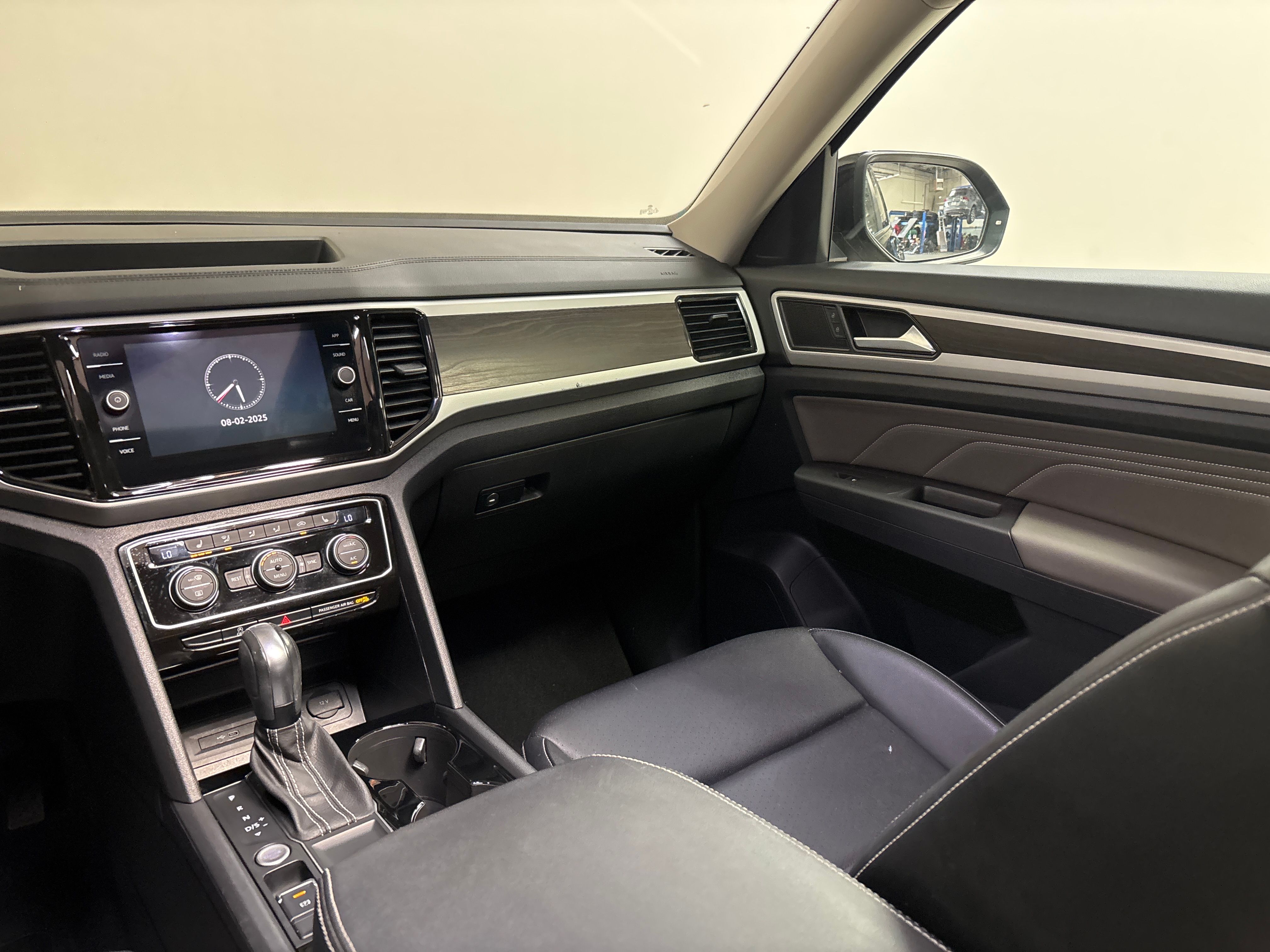 BLACK, 2023 VOLKSWAGEN ATLAS/PANORAMIC ROOF Thumnail Image 11