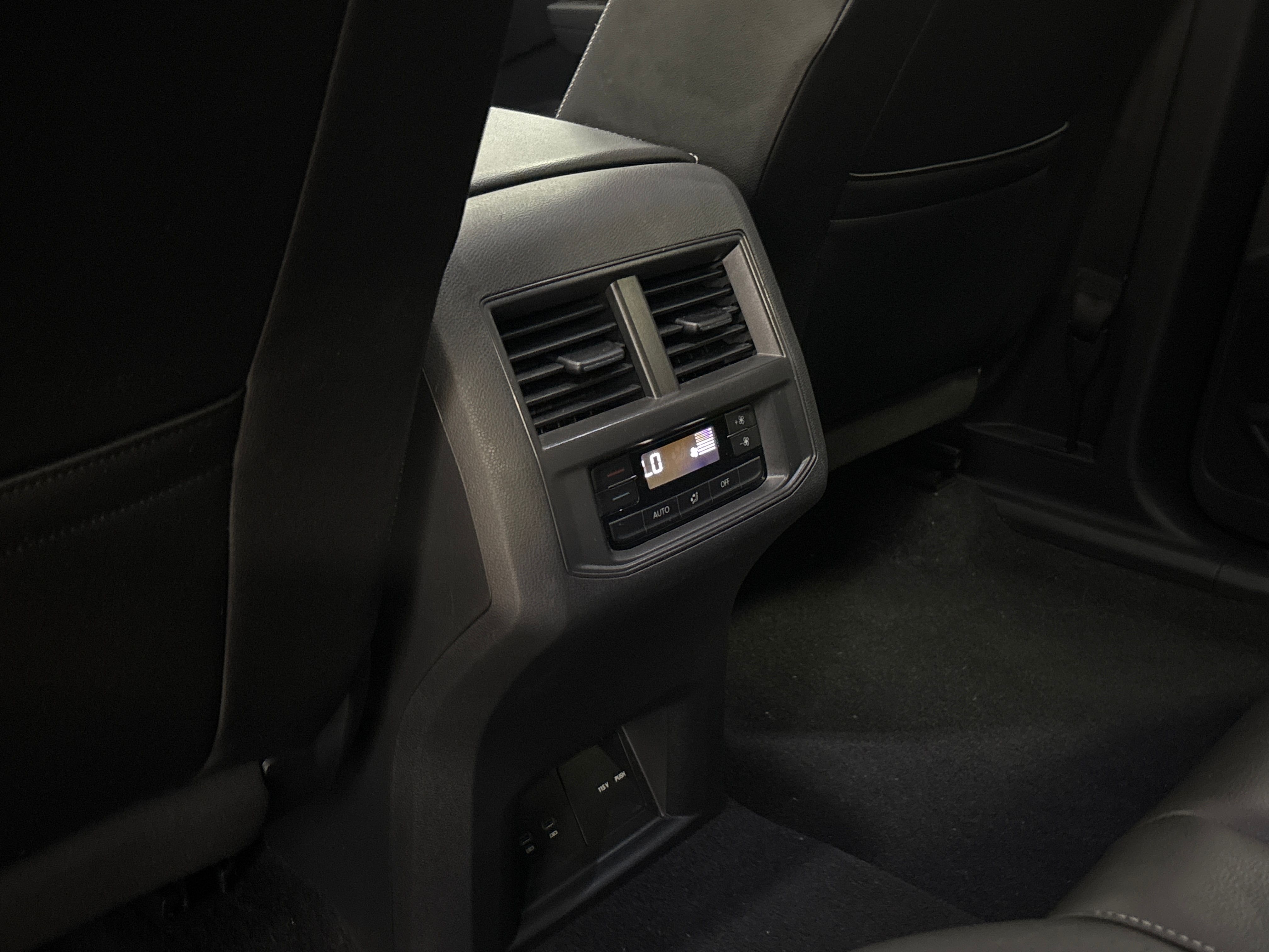 BLACK, 2023 VOLKSWAGEN ATLAS/PANORAMIC ROOF Thumnail Image 18