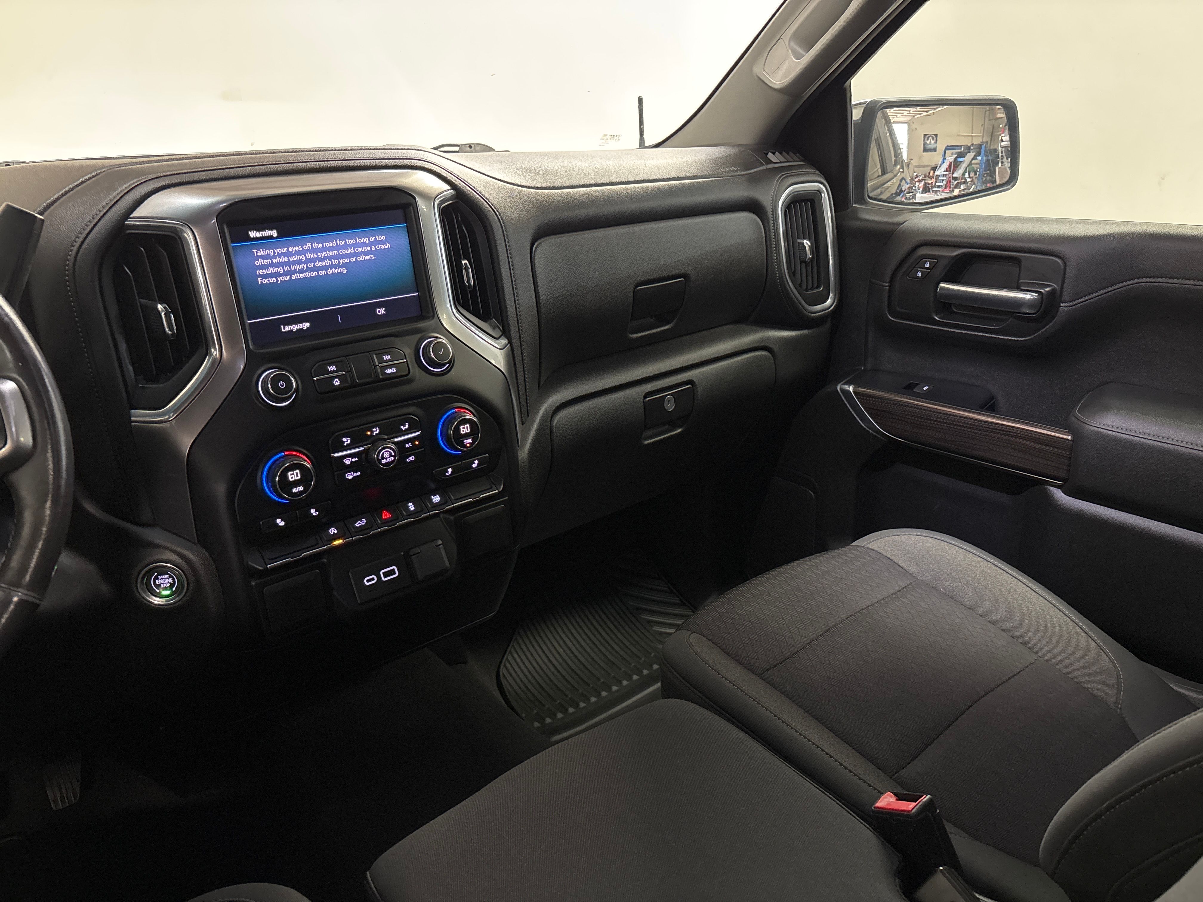 BLUE, 2019 CHEVROLET SILVERADO 1500 DOUBLE CAB Thumnail Image 18