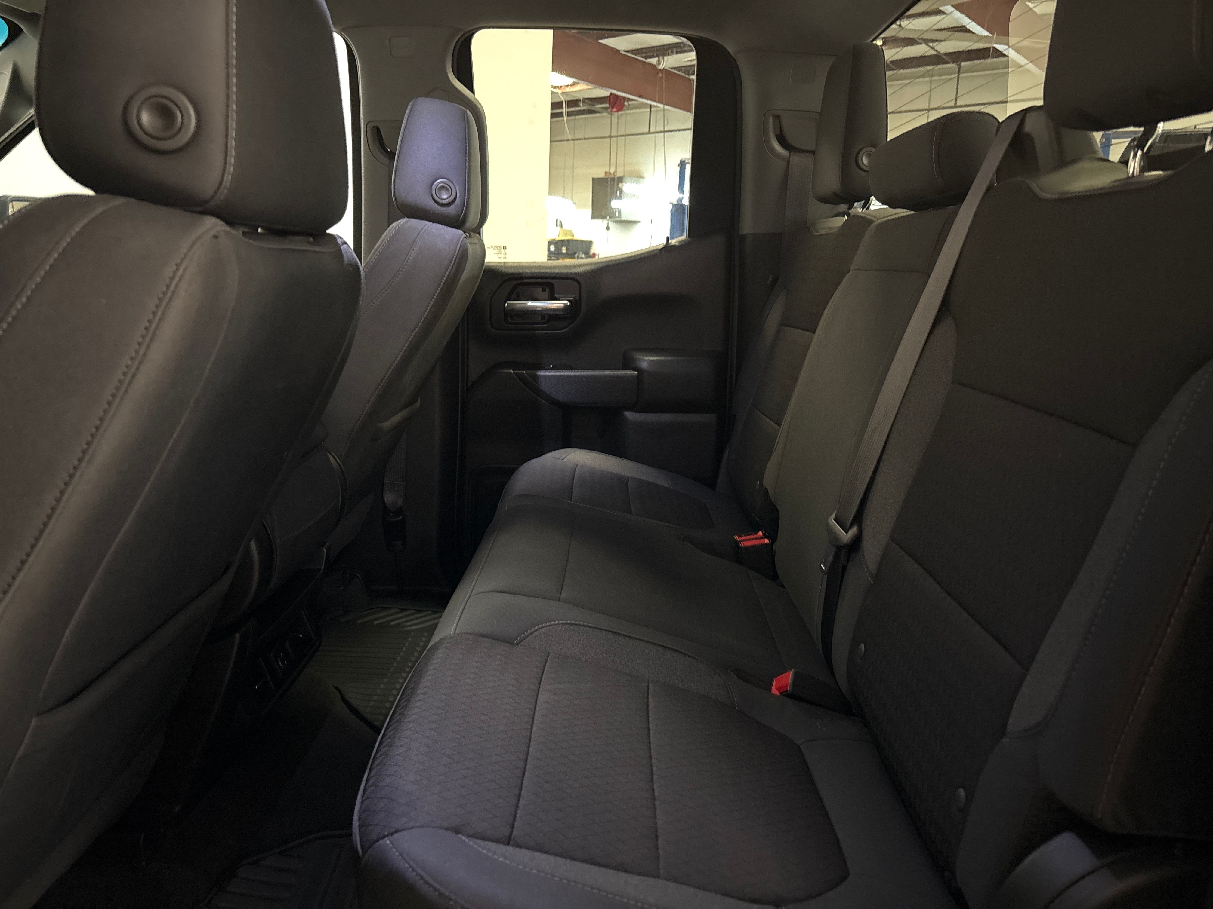 BLUE, 2019 CHEVROLET SILVERADO 1500 DOUBLE CAB Thumnail Image 25