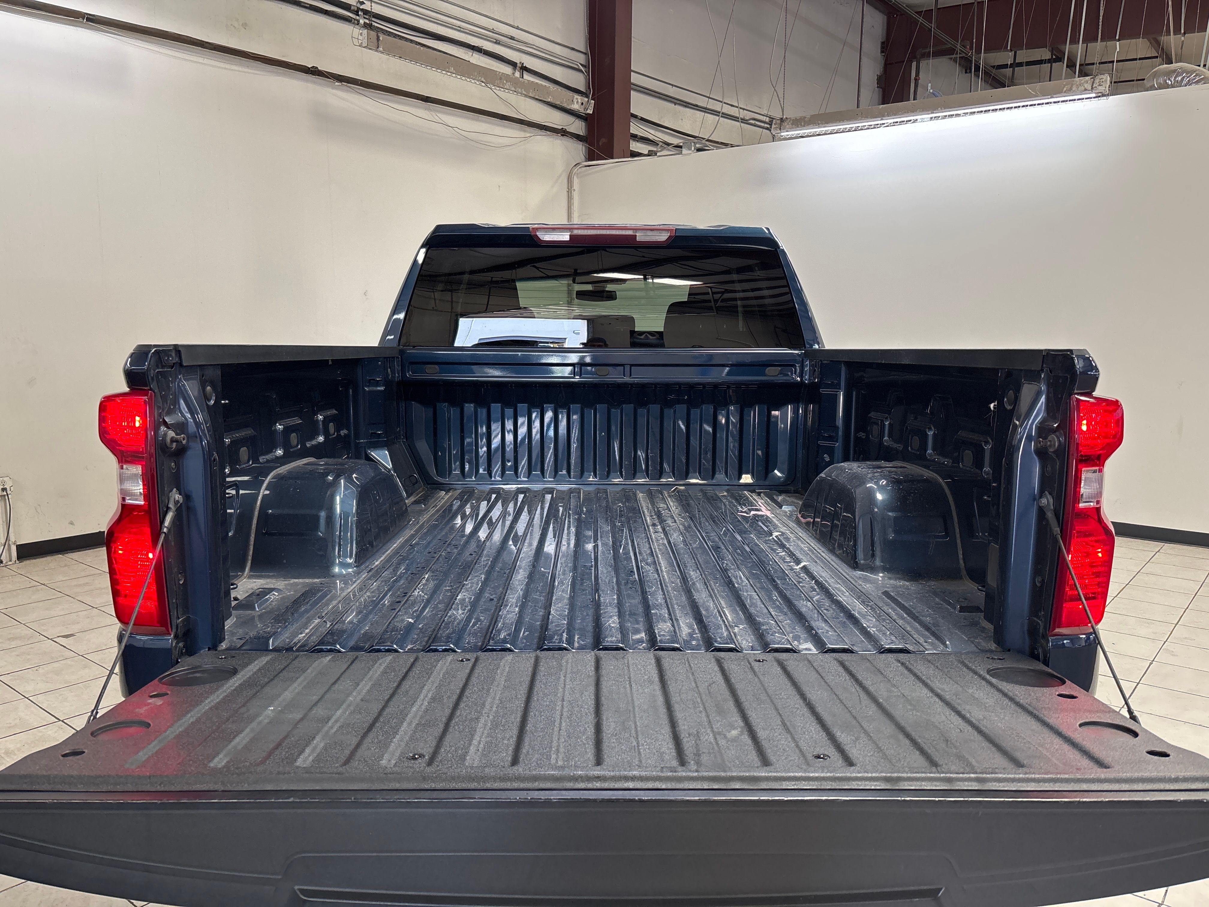 BLUE, 2019 CHEVROLET SILVERADO 1500 DOUBLE CAB Thumnail Image 29