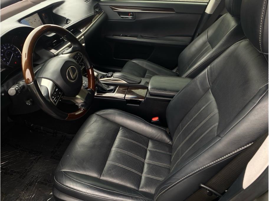 SILVER, 2018 LEXUS ES Image 10