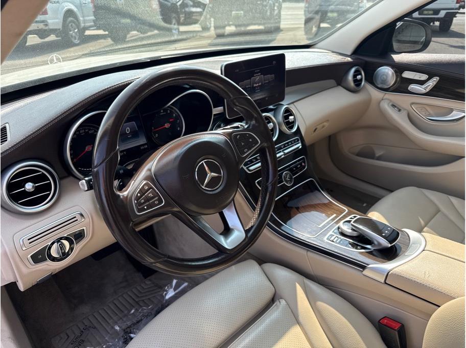 WHITE, 2017 MERCEDES-BENZ C-CLASS Image 11