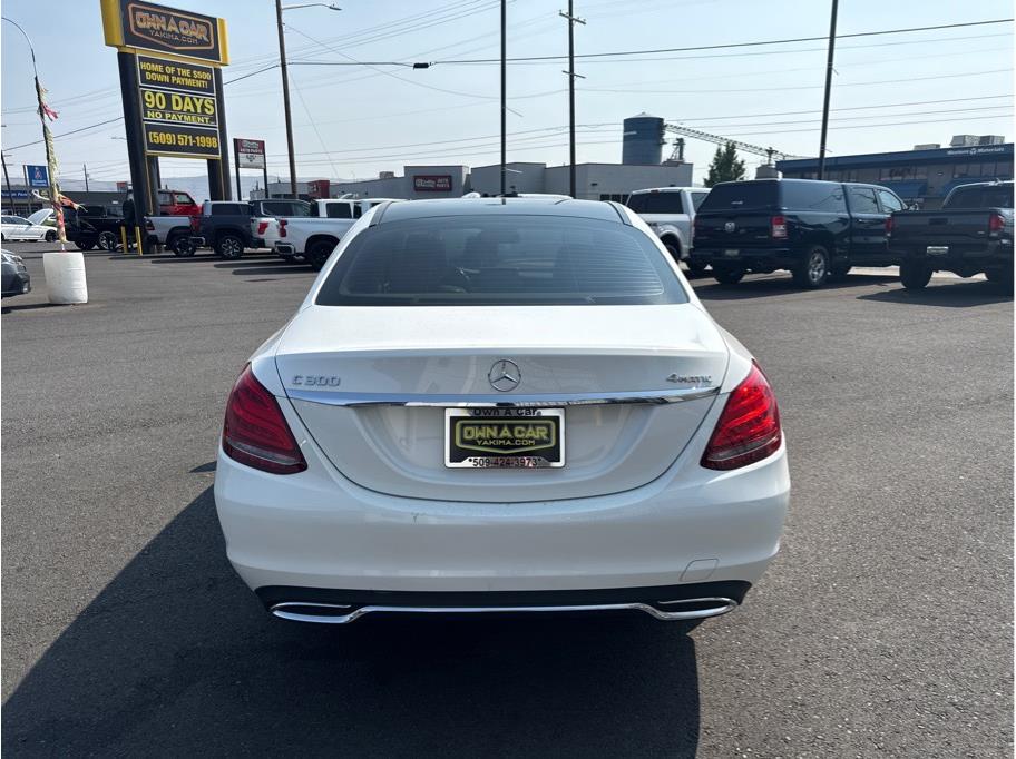 WHITE, 2017 MERCEDES-BENZ C-CLASS Image 5