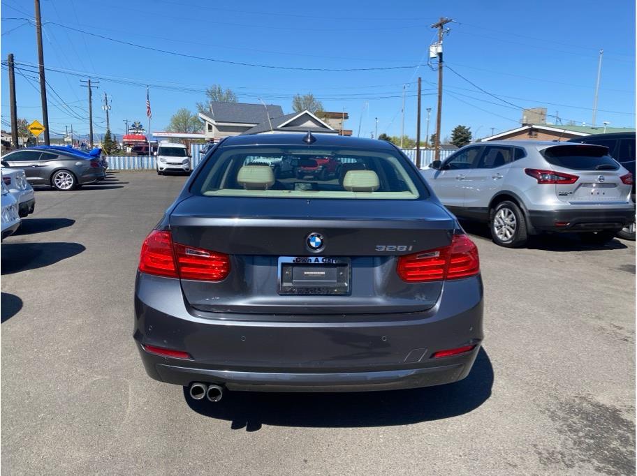 GRAY, 2014 BMW 3 SERIES Image 5
