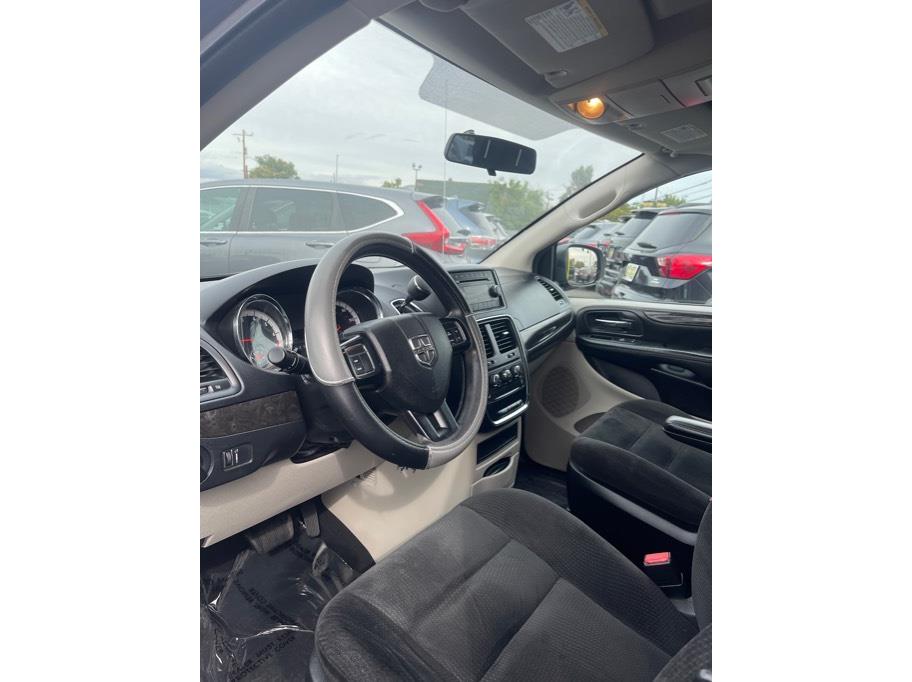 GRAY, 2017 DODGE GRAND CARAVAN PASSENGER Image 10