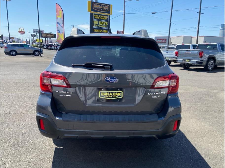 GRAY, 2019 SUBARU OUTBACK Image 5