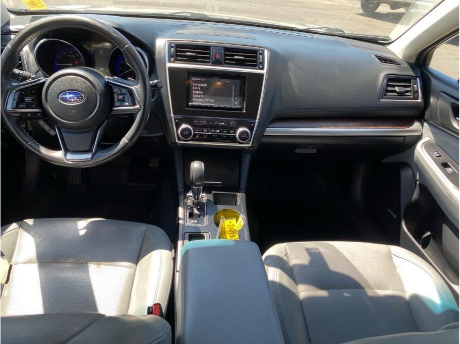 GRAY, 2019 SUBARU OUTBACK Image 8