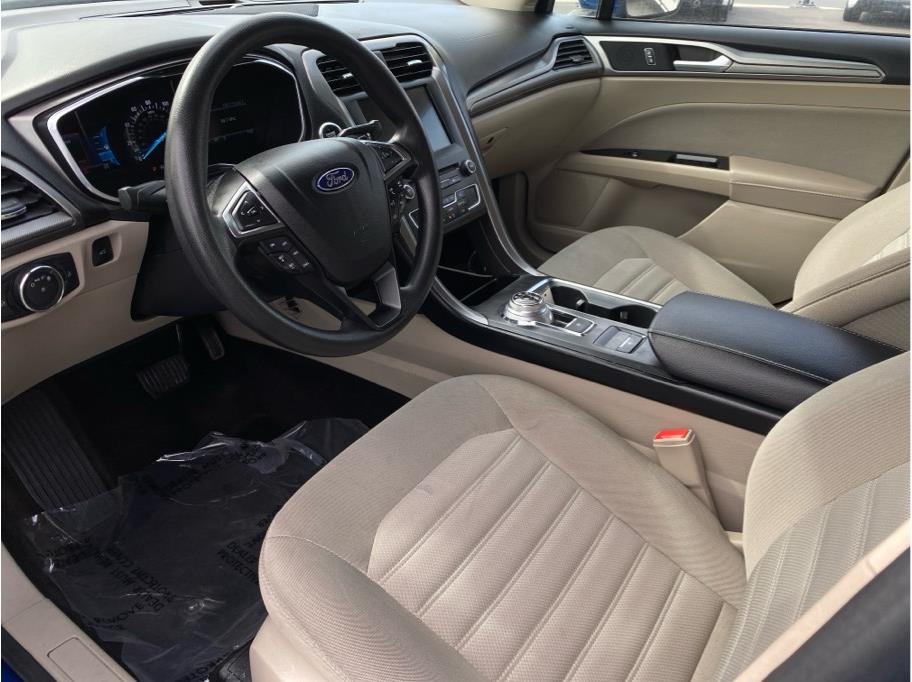 BLUE, 2017 FORD FUSION Image 9