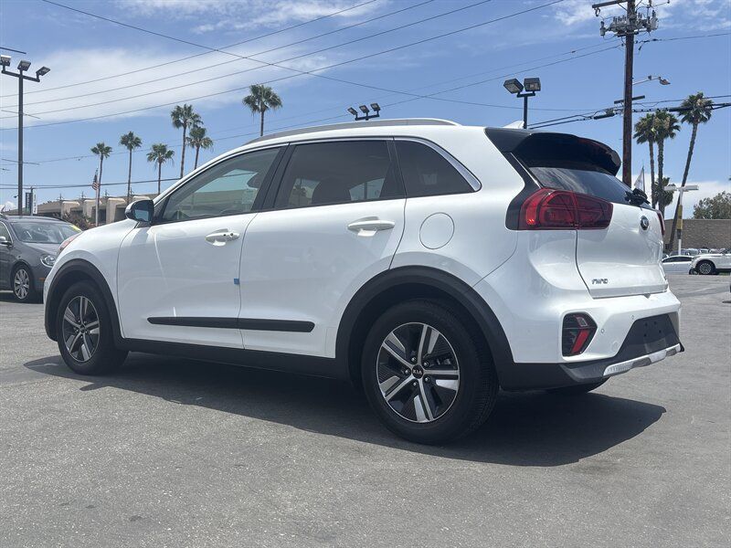 WHITE, 2020 KIA NIRO Thumnail Image 6