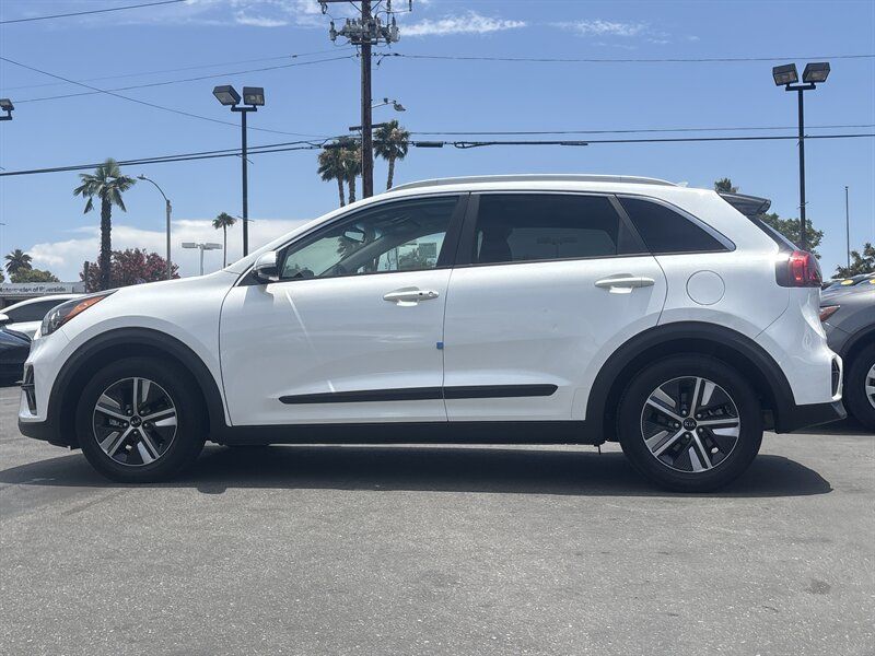WHITE, 2020 KIA NIRO Thumnail Image 5