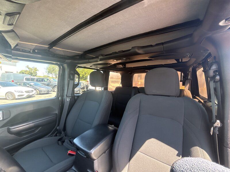 BLACK, 2018 JEEP WRANGLER UNLIMITED Thumnail Image 5
