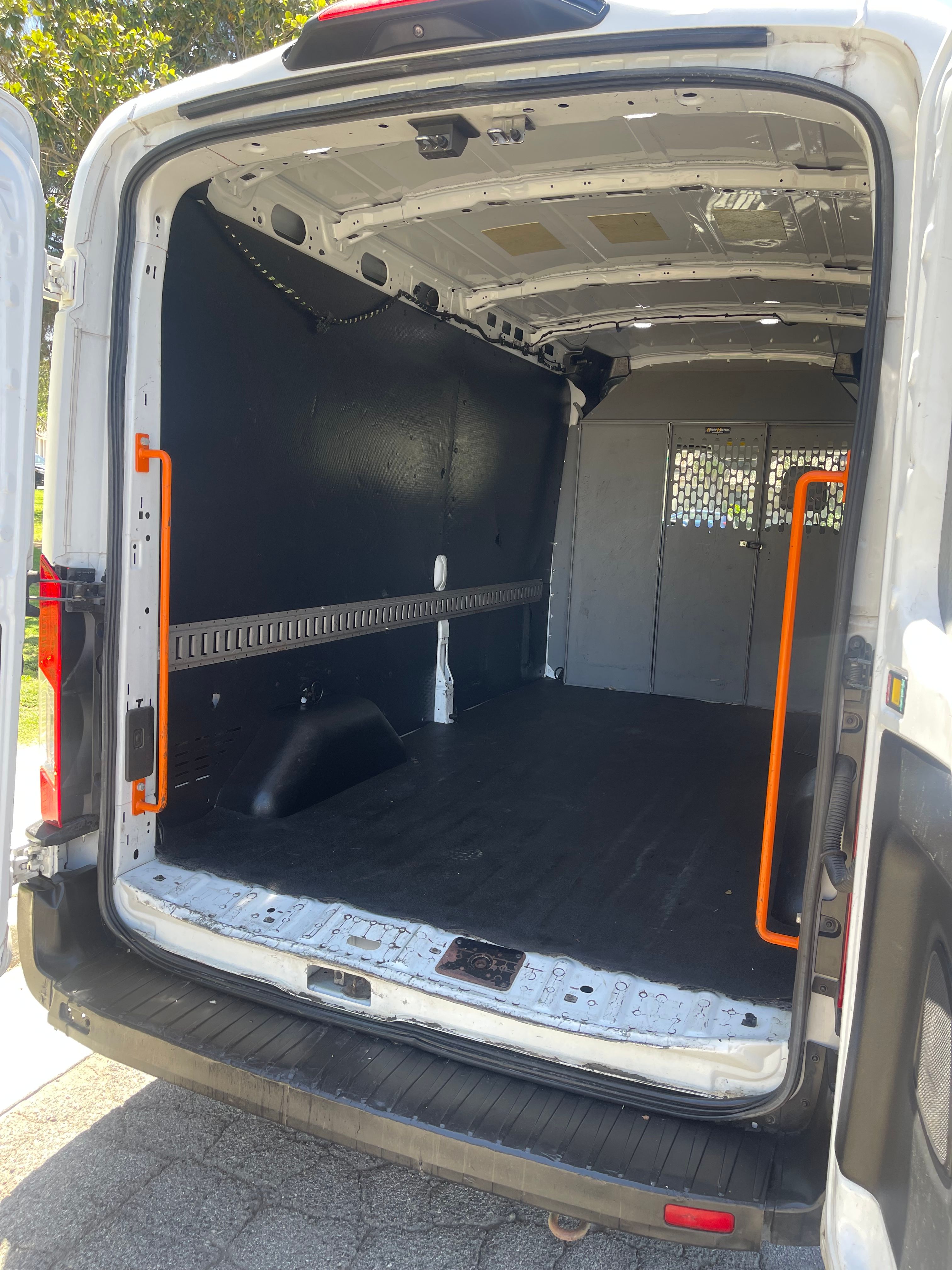 N / A, 2019 FORD TRANSIT 150 VAN Thumnail Image 20