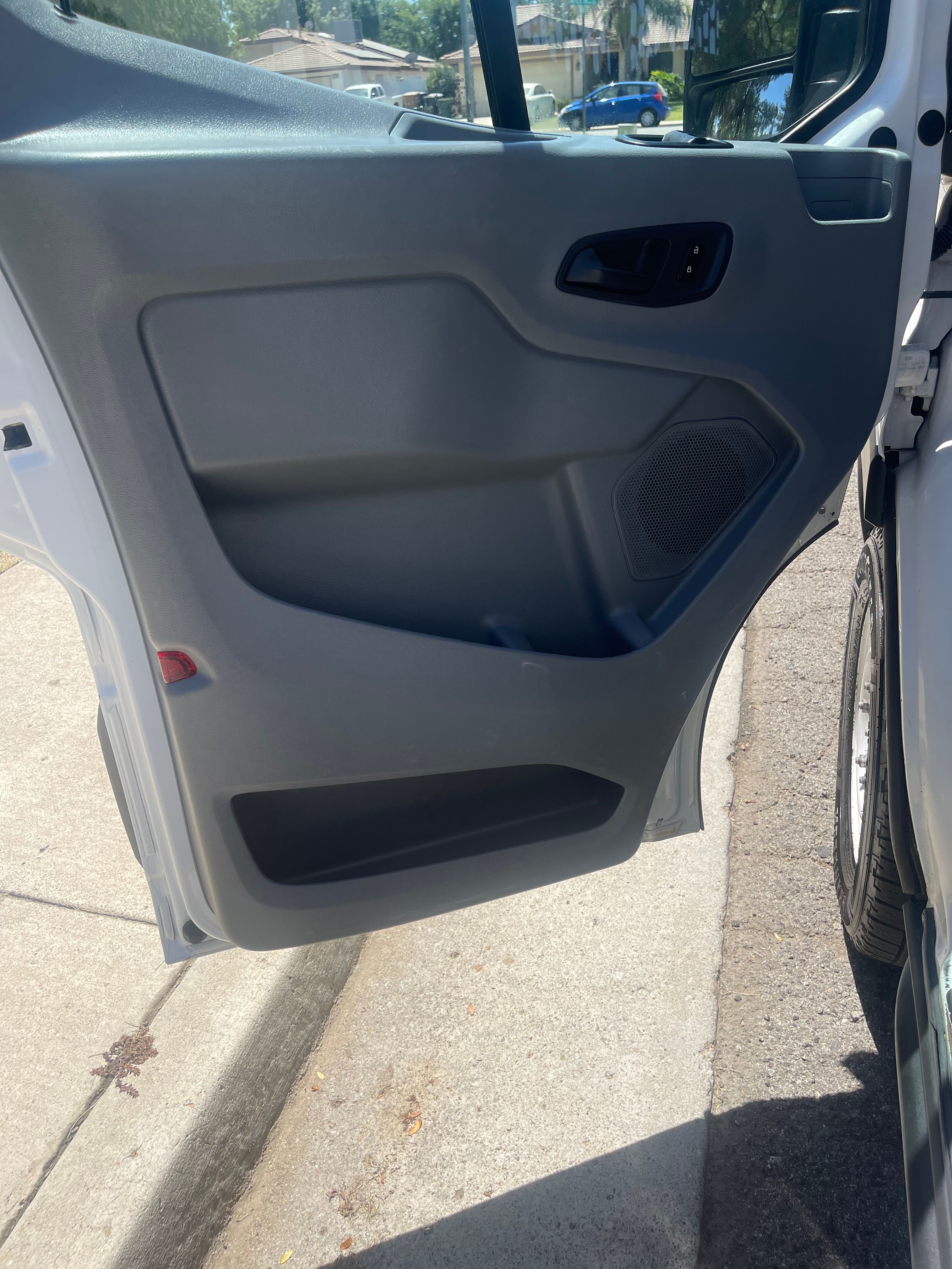 N / A, 2019 FORD TRANSIT 150 VAN Thumnail Image 28