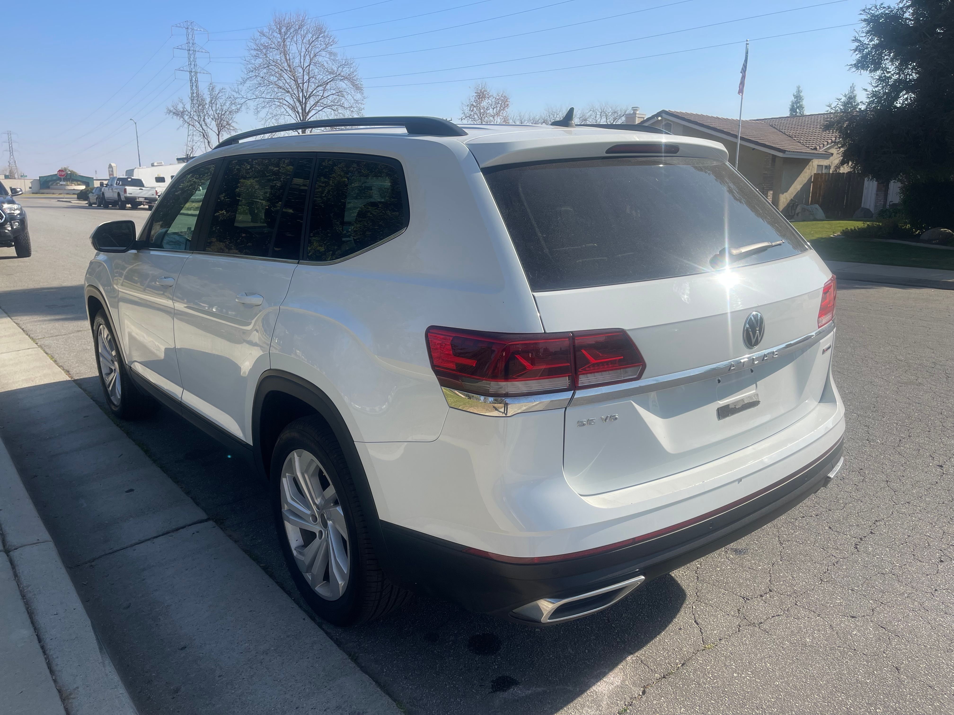 2021 VOLKSWAGEN ATLAS Thumnail Image 4