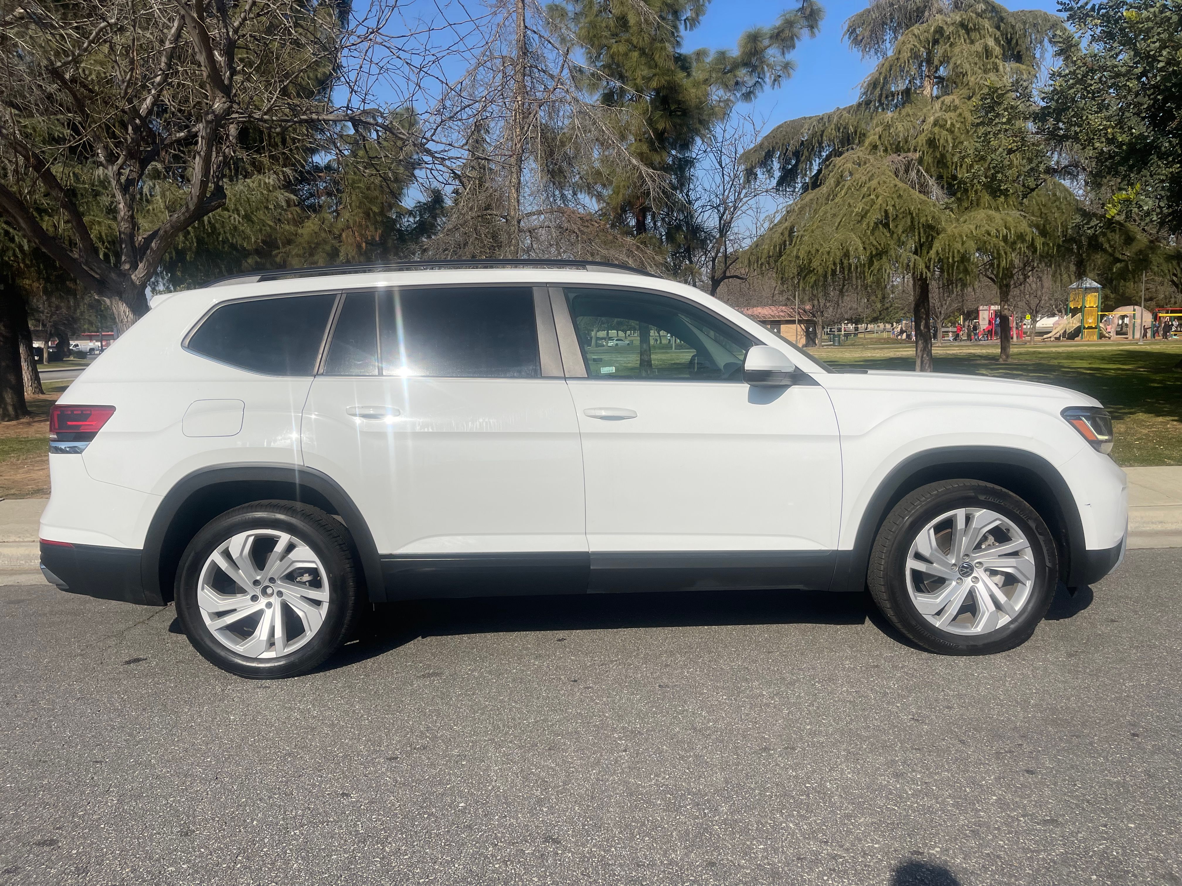 2021 VOLKSWAGEN ATLAS Image 9