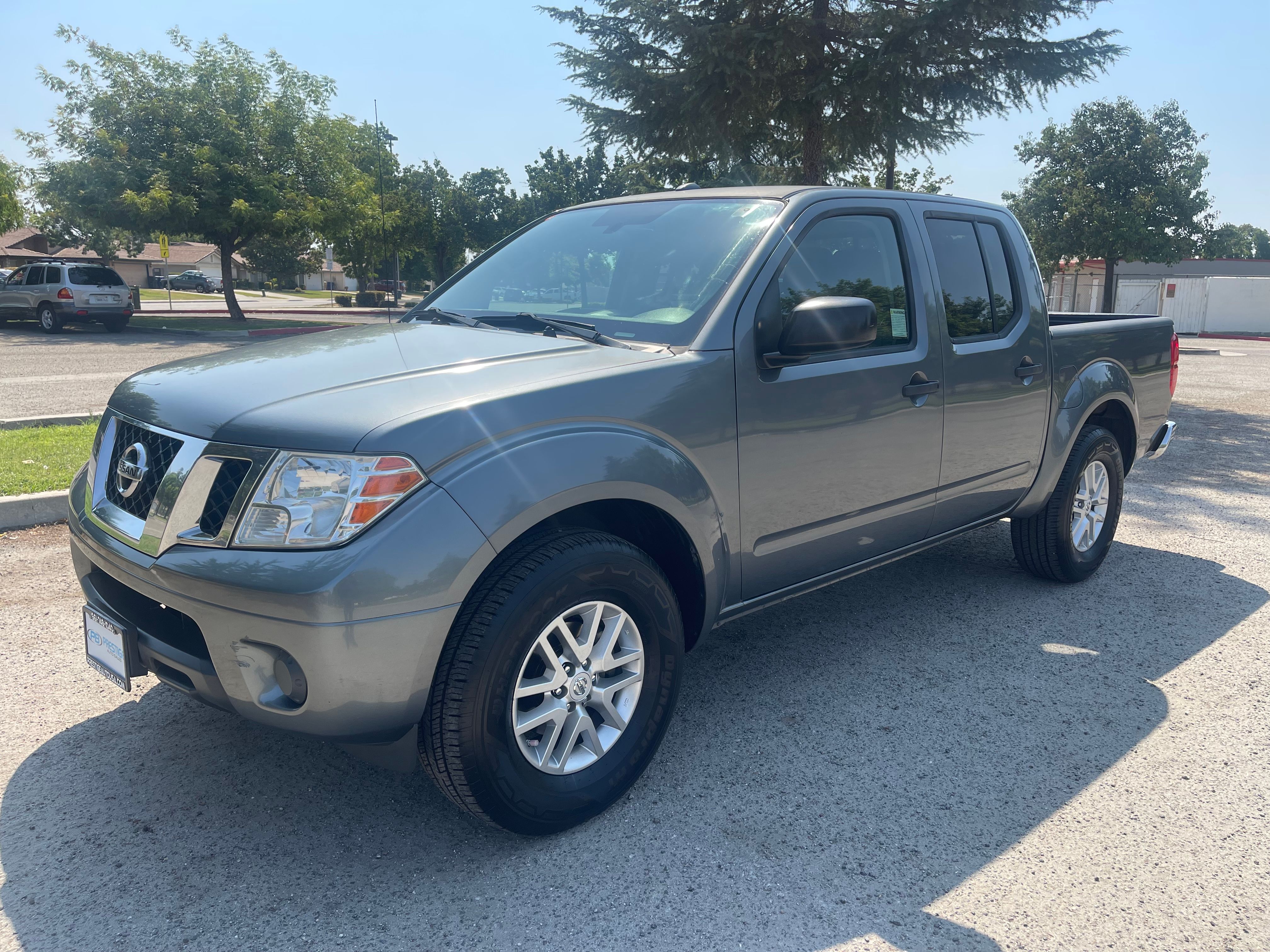N / A, 2017 NISSAN FRONTIER CREW CAB Thumnail Image 3