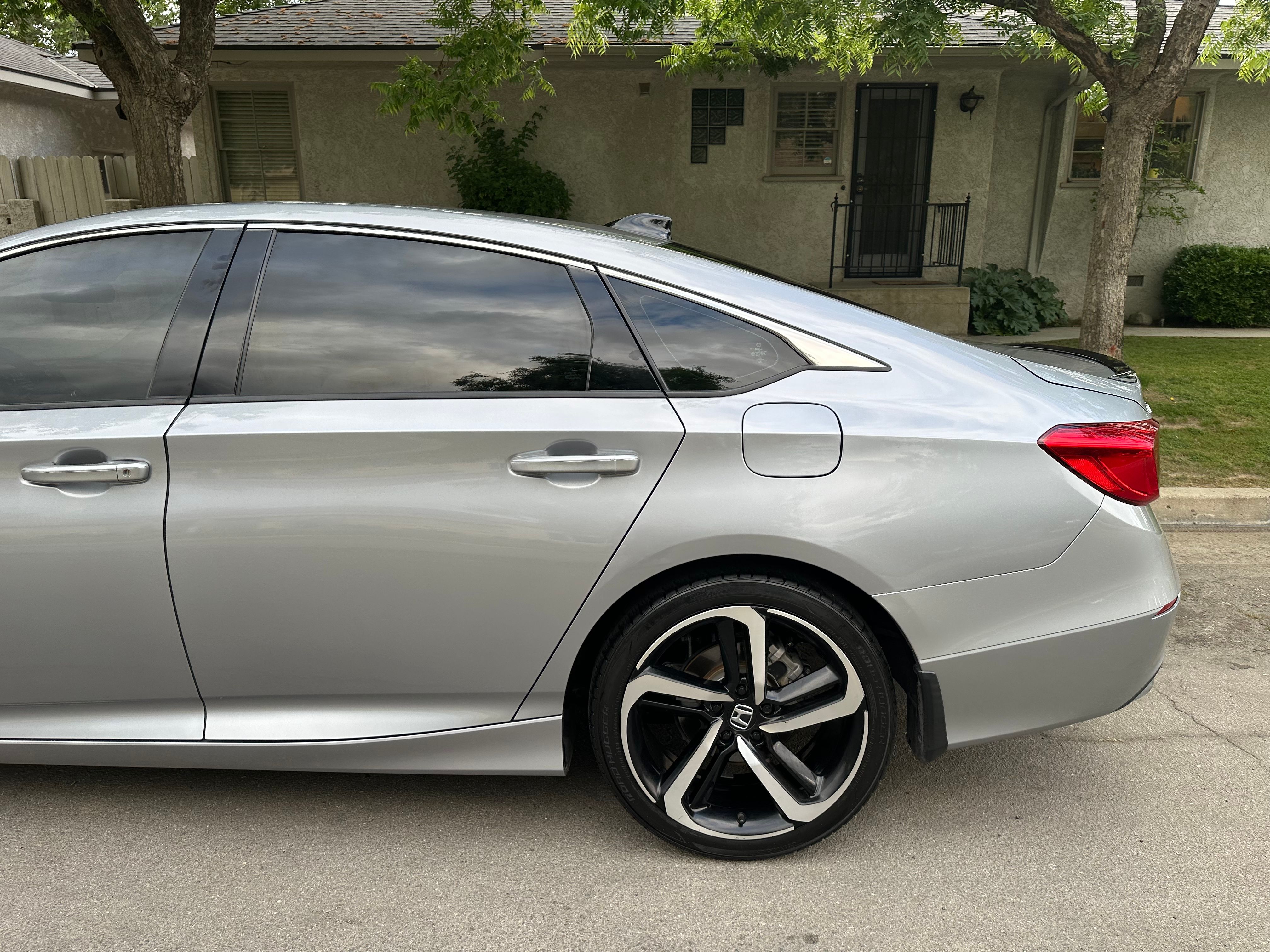2022 HONDA ACCORD HYBRID Image 11